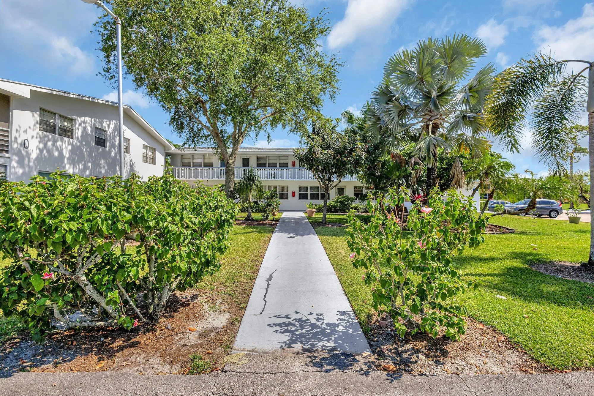 Property Slideshow image 1 of 47 | 398 sheffield q, West Palm Beach, FL, 33417