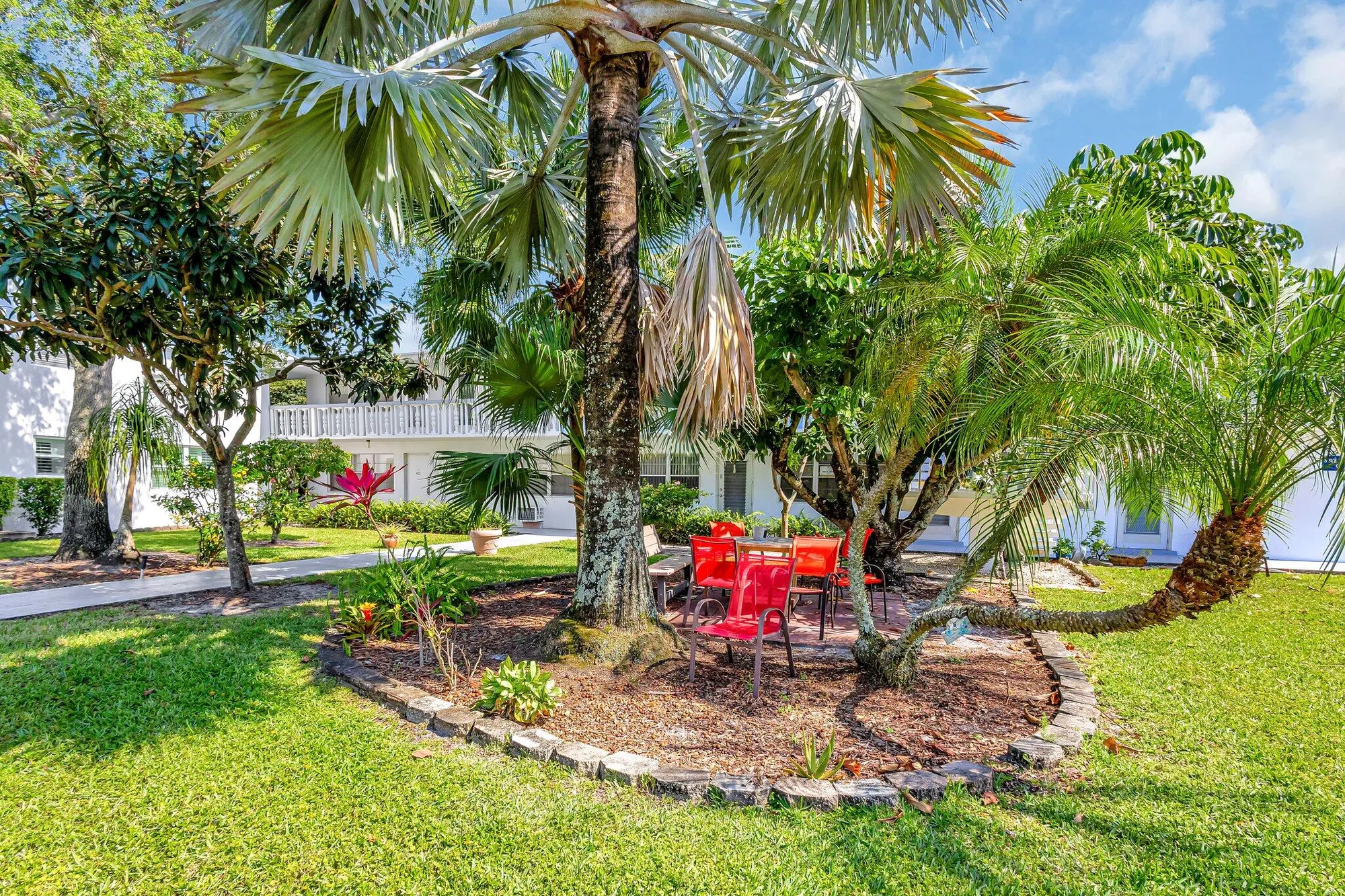 Property Slideshow image 3 of 47 | 398 sheffield q, West Palm Beach, FL, 33417