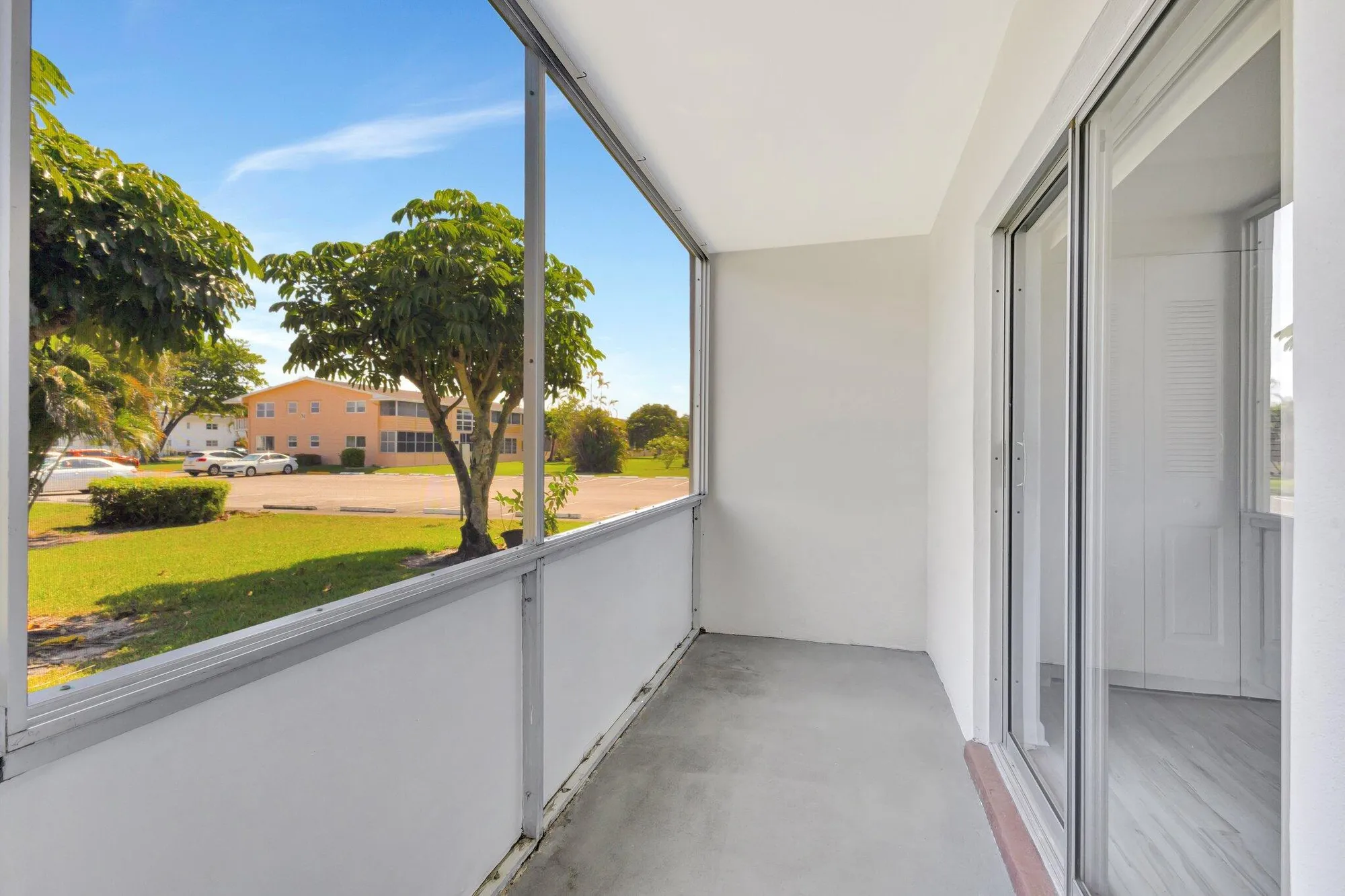 Property Slideshow image 25 of 47 | 398 sheffield q, West Palm Beach, FL, 33417
