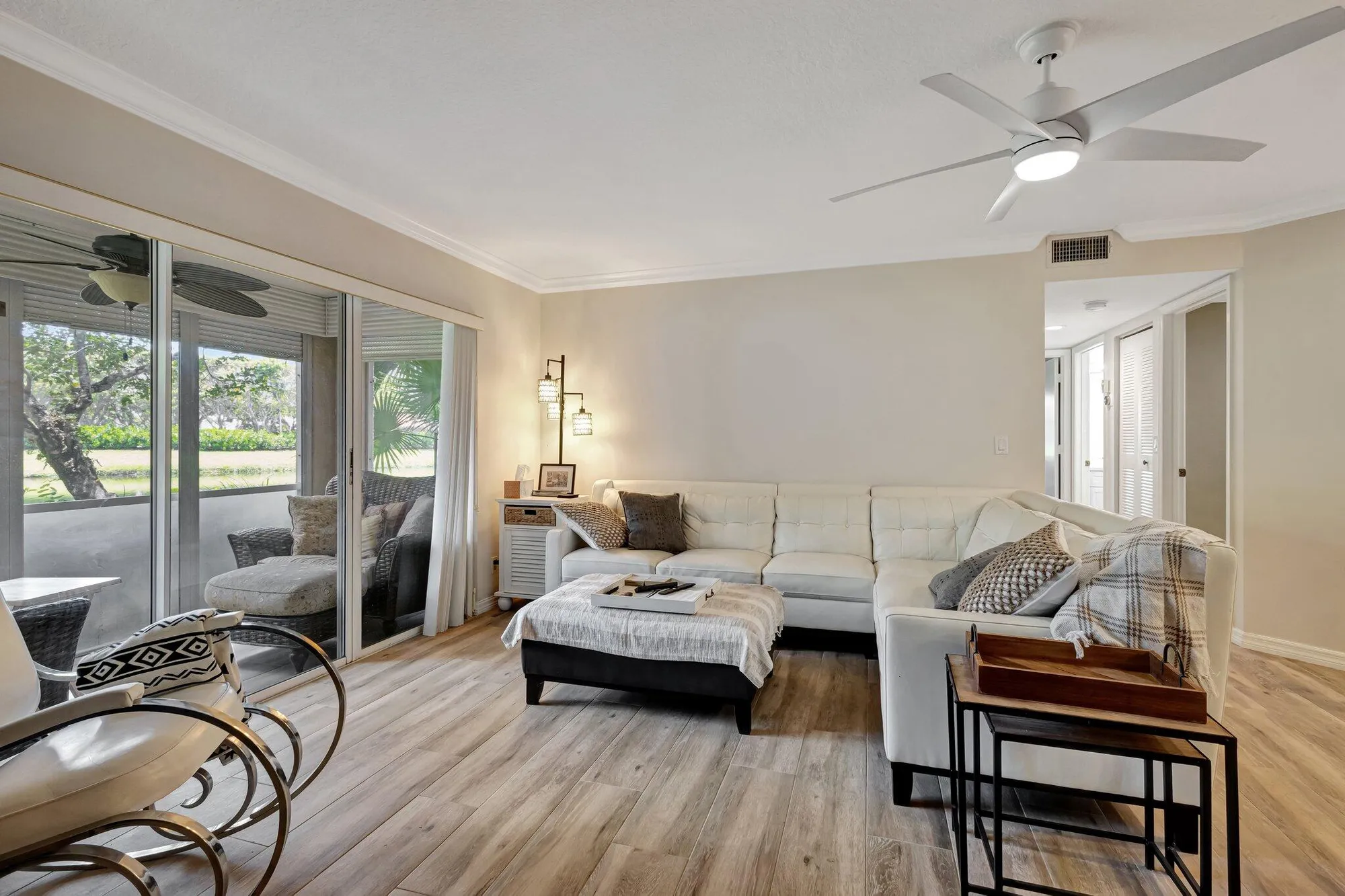 Property Slideshow image 11 of 24 | 13811 oneida dr apt h1, Delray Beach, FL, 33446