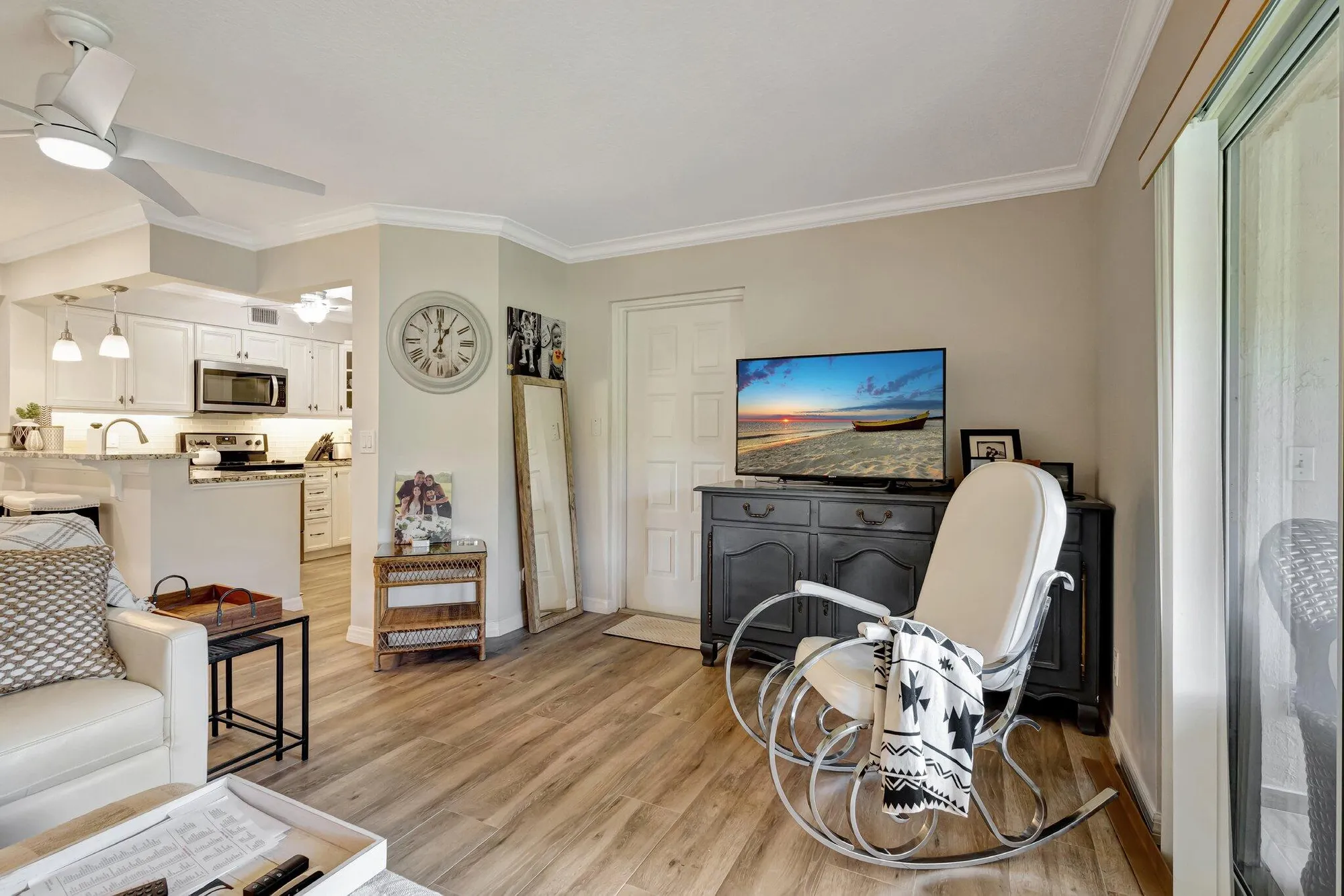 Property Slideshow image 13 of 24 | 13811 oneida dr apt h1, Delray Beach, FL, 33446