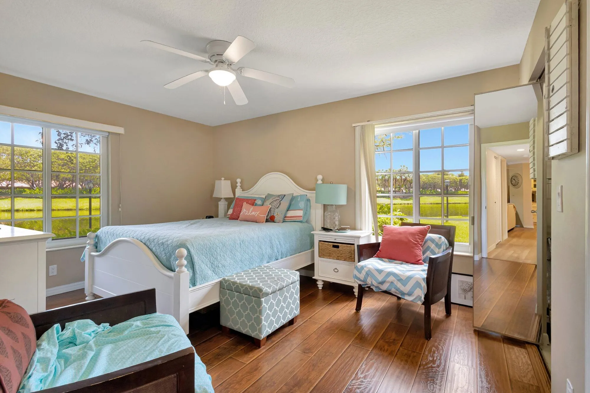 Property Slideshow image 18 of 24 | 13811 oneida dr apt h1, Delray Beach, FL, 33446