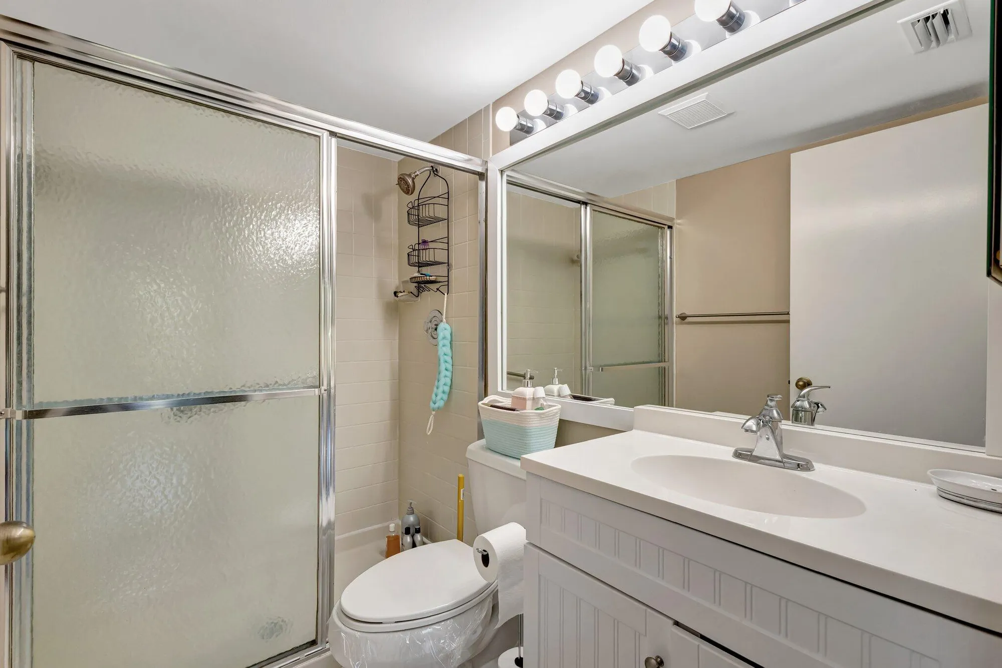 Property Slideshow image 22 of 24 | 13811 oneida dr apt h1, Delray Beach, FL, 33446