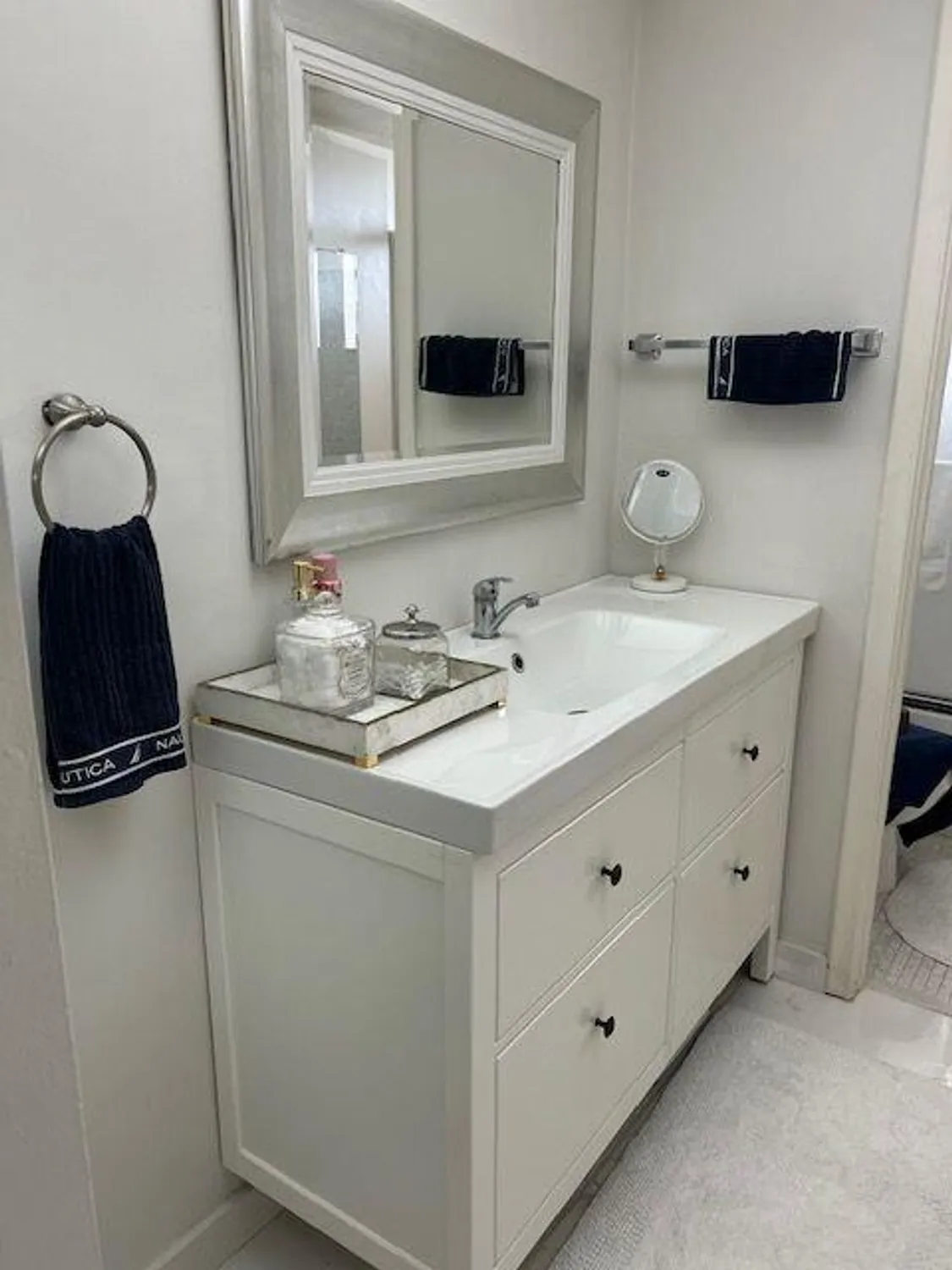 Property Slideshow image 18 of 38 | 2728 garden dr 313, Lake Worth, FL, 33461