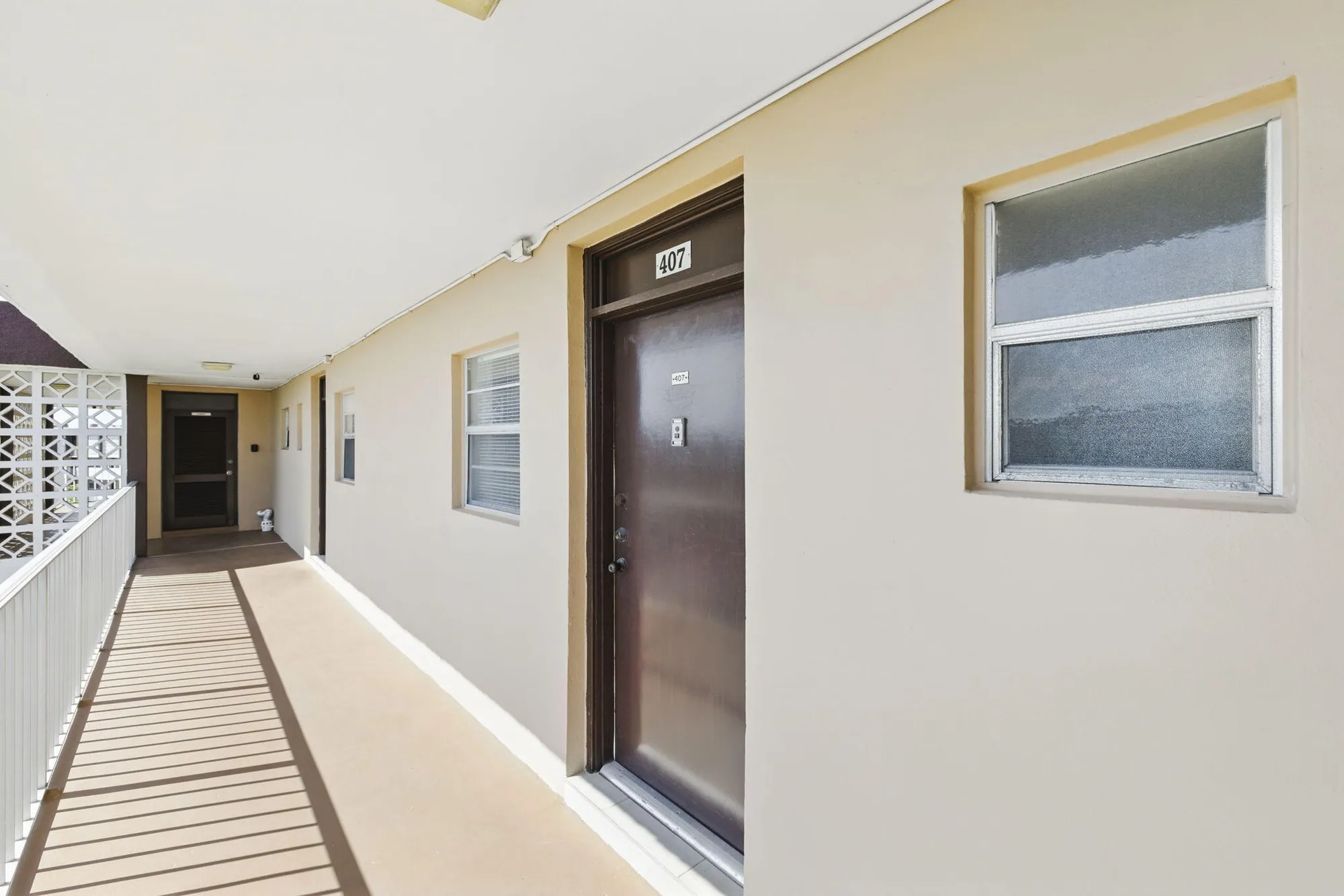 Property Slideshow image 21 of 67 | 2951 nw 46th ave 407, Lauderdale Lakes, FL, 33313