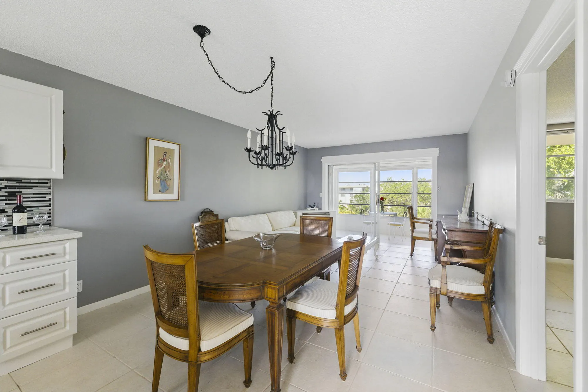 Property Slideshow image 10 of 67 | 2951 nw 46th ave 407, Lauderdale Lakes, FL, 33313
