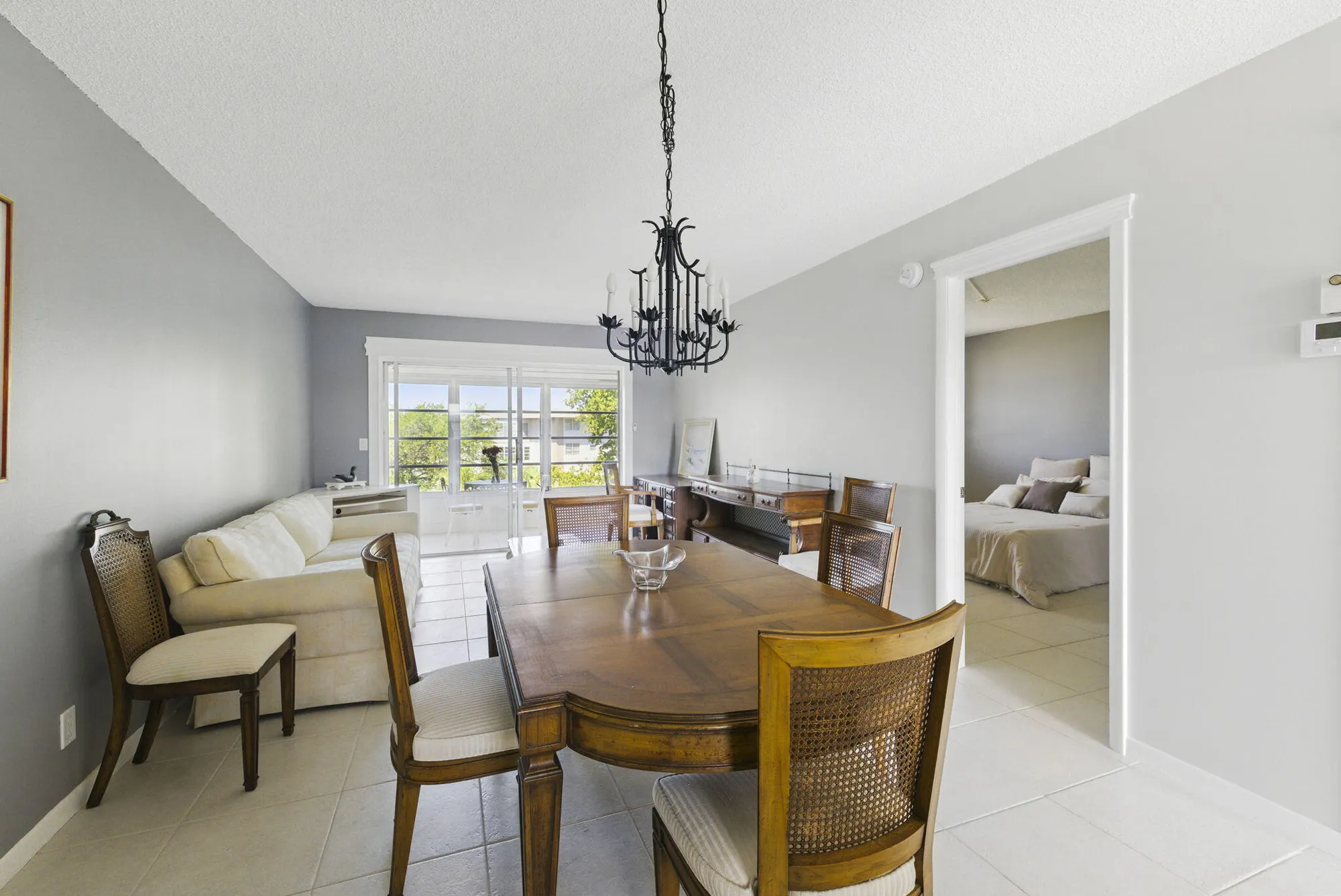 Property Slideshow image 11 of 67 | 2951 nw 46th ave 407, Lauderdale Lakes, FL, 33313