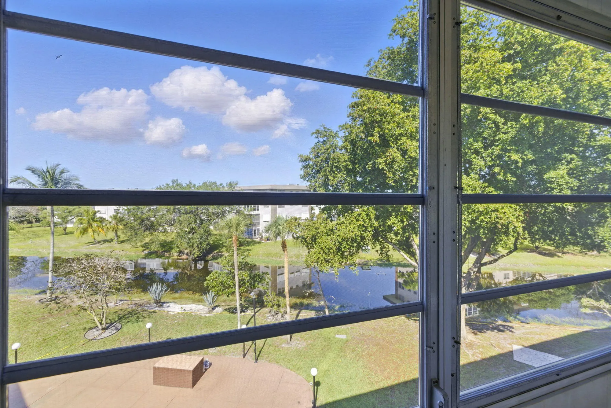 Property Slideshow image 18 of 67 | 2951 nw 46th ave 407, Lauderdale Lakes, FL, 33313