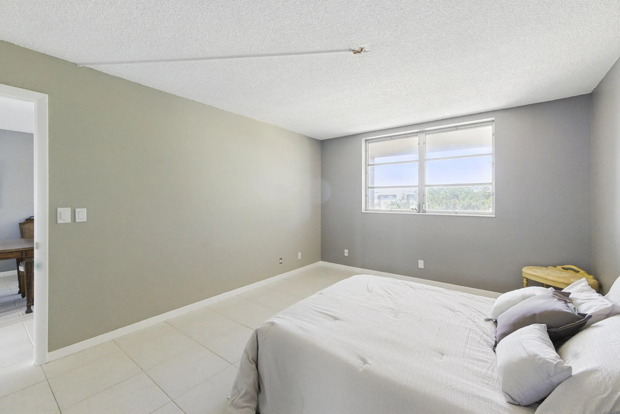 Property Slideshow image 19 of 67 | 2951 nw 46th ave 407, Lauderdale Lakes, FL, 33313