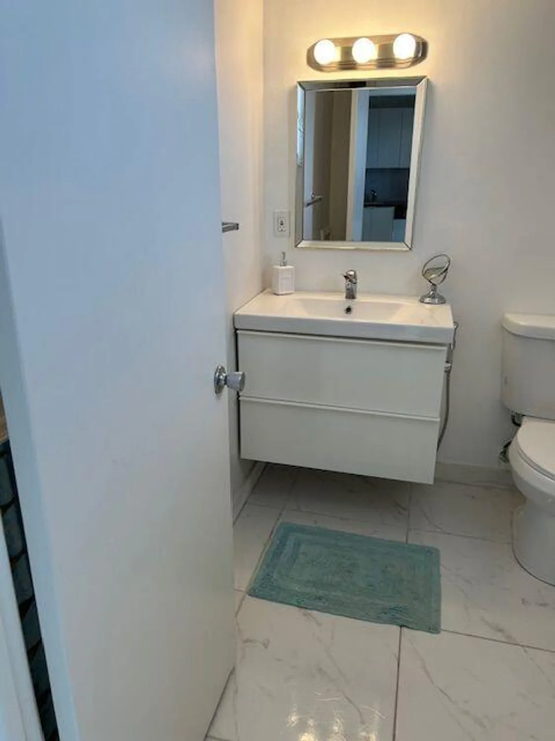 Property Slideshow image 22 of 38 | 2728 garden dr 313, Lake Worth, FL, 33461