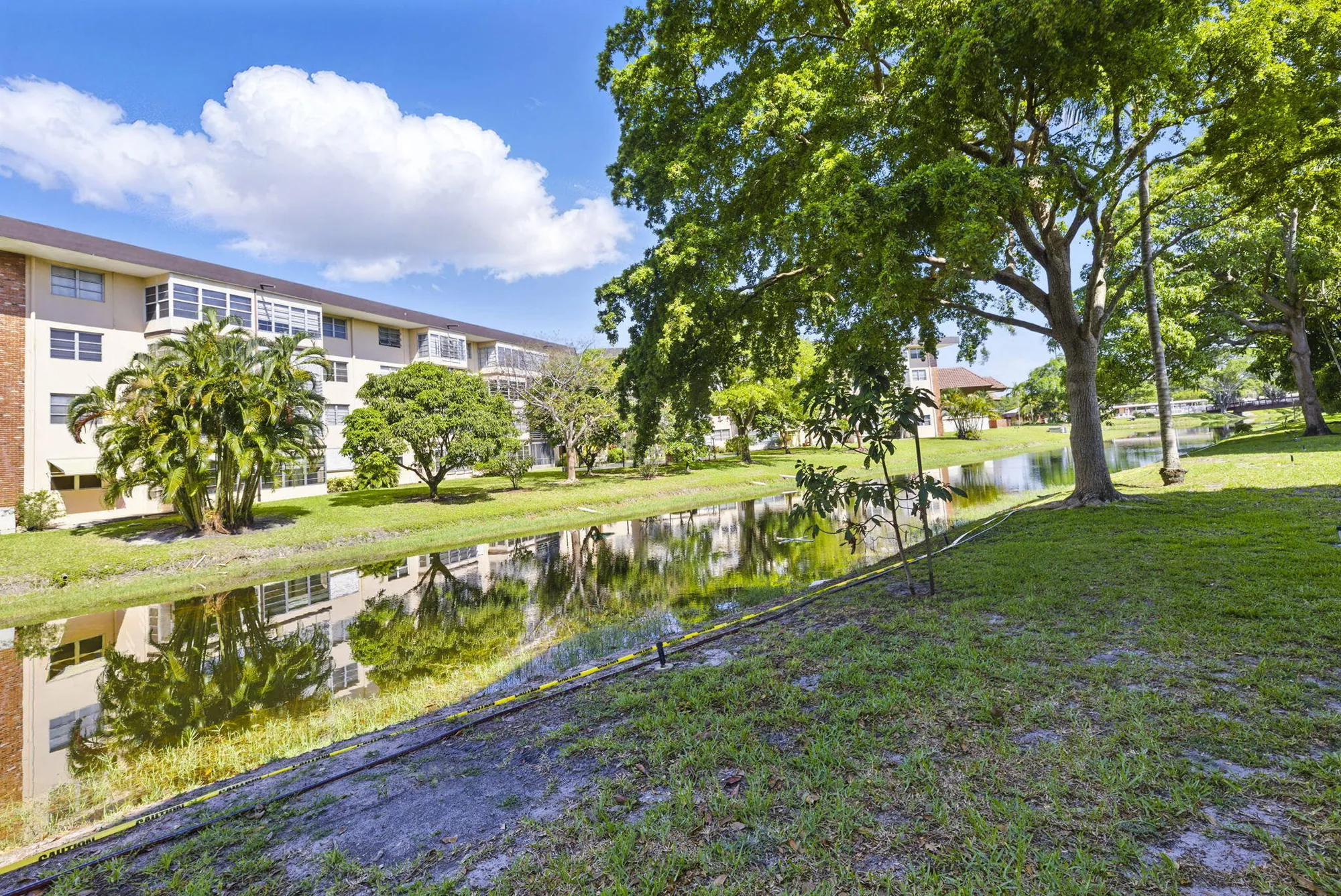 Property Slideshow image 24 of 67 | 2951 nw 46th ave 407, Lauderdale Lakes, FL, 33313