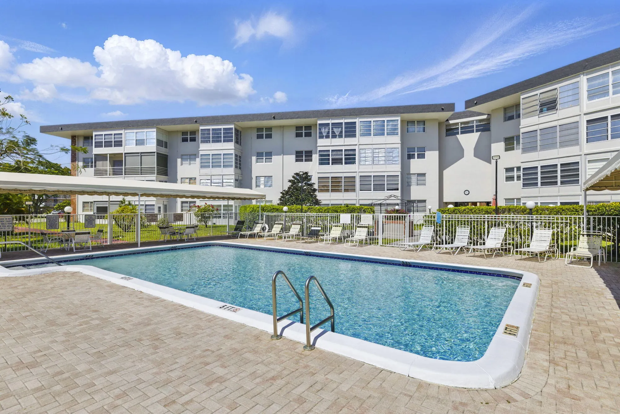 Property Slideshow image 26 of 67 | 2951 nw 46th ave 407, Lauderdale Lakes, FL, 33313