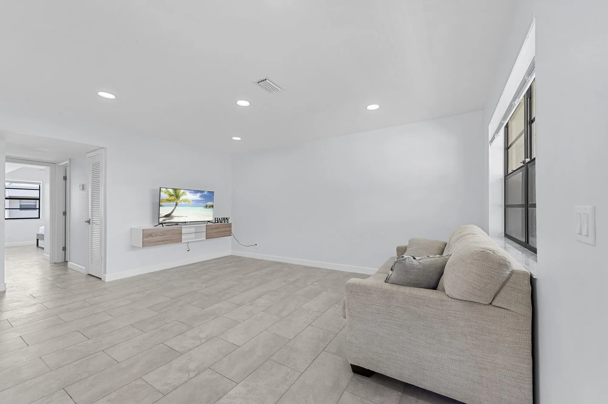 Property Slideshow image 3 of 65 | 234 capri e unit e, Delray Beach, FL, 33484