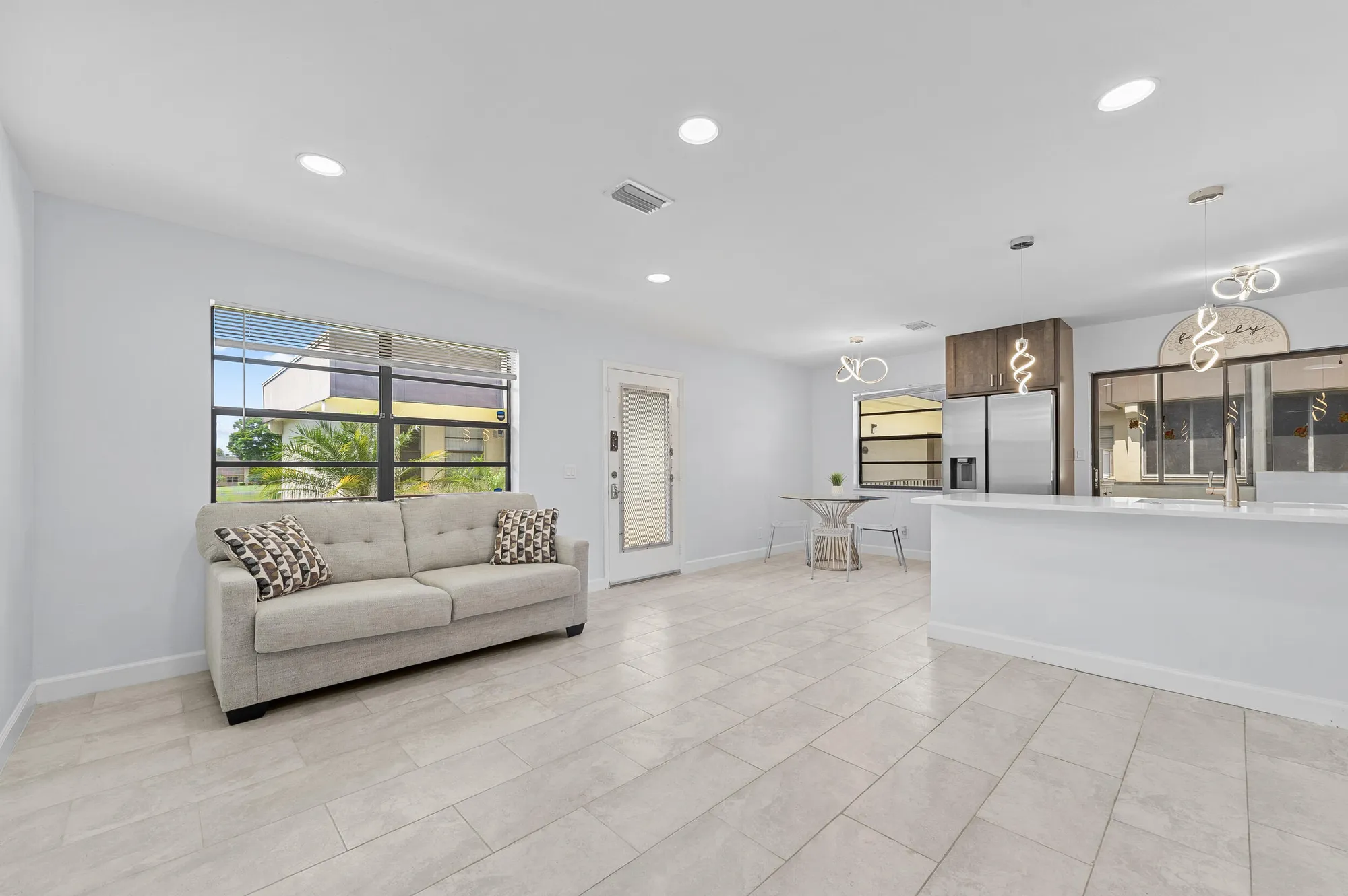 Property Slideshow image 5 of 65 | 234 capri e unit e, Delray Beach, FL, 33484