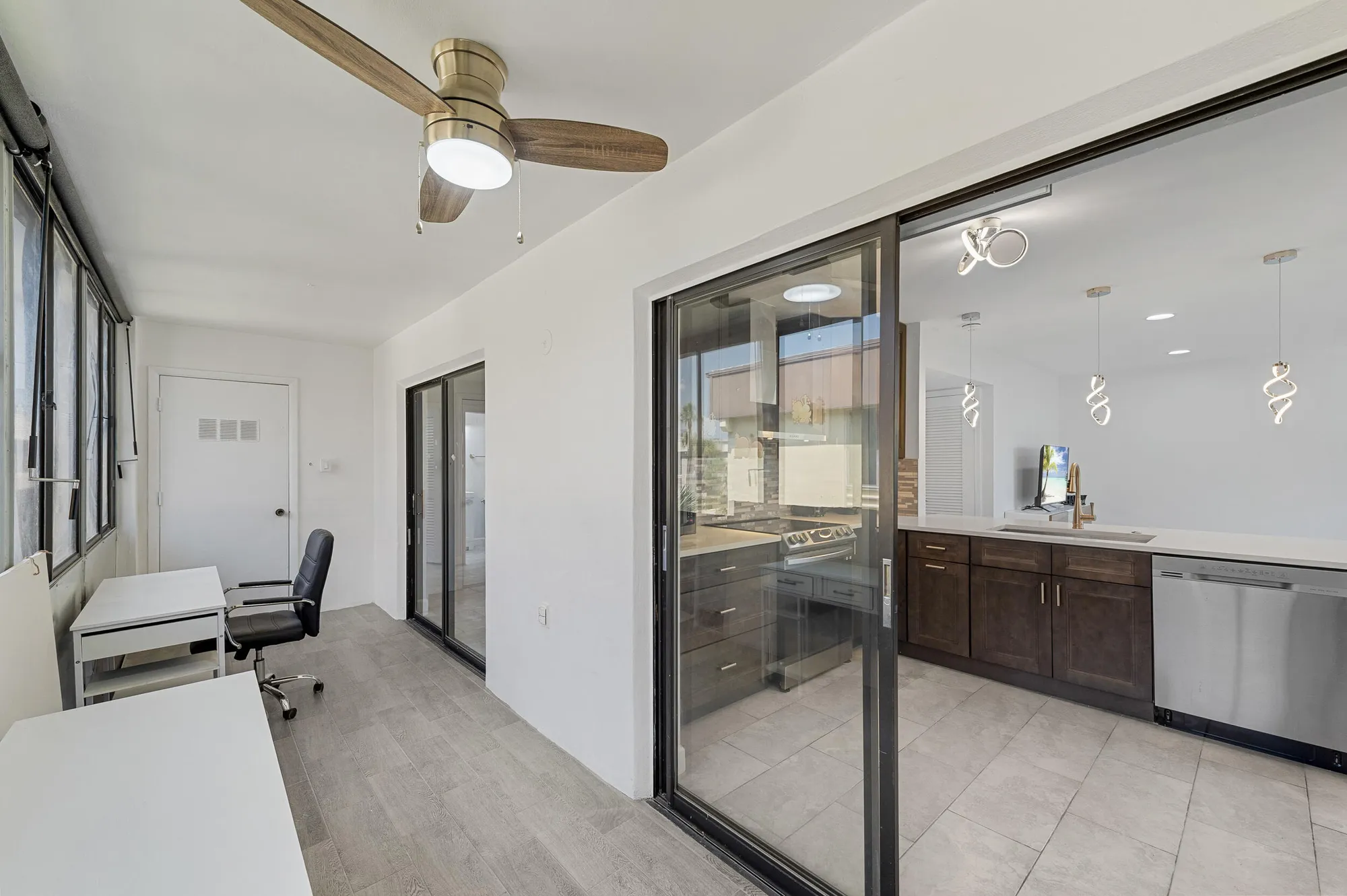 Property Slideshow image 10 of 65 | 234 capri e unit e, Delray Beach, FL, 33484