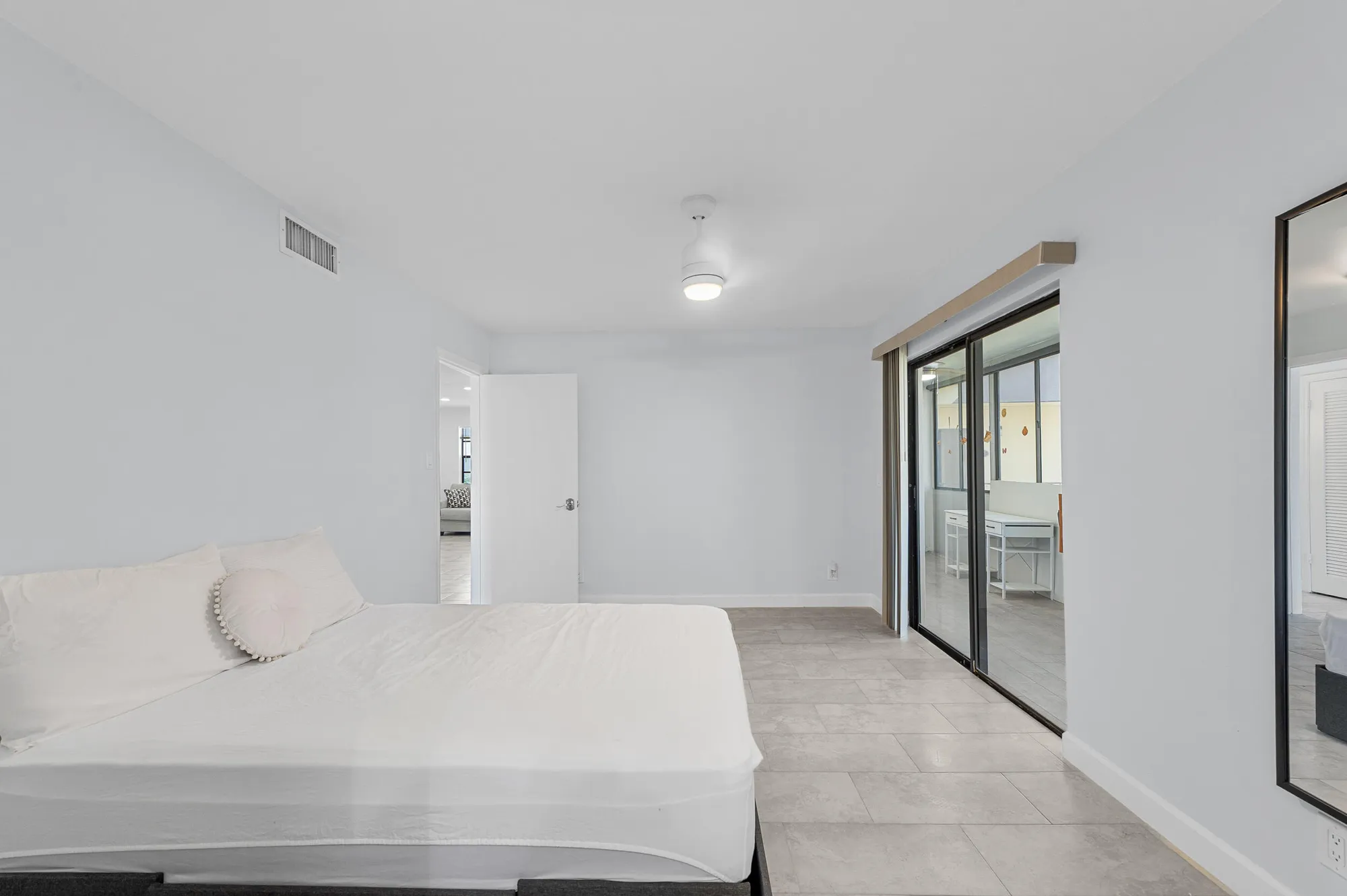 Property Slideshow image 16 of 65 | 234 capri e unit e, Delray Beach, FL, 33484