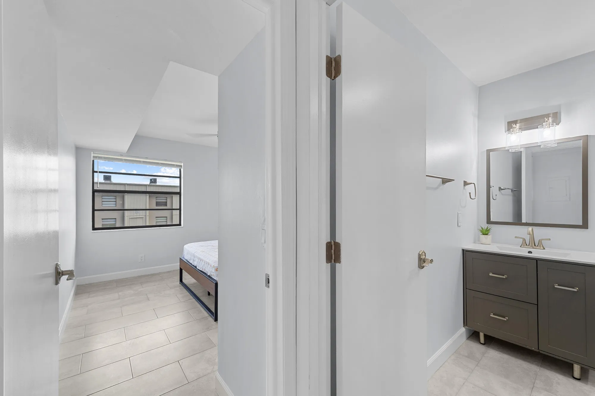 Property Slideshow image 20 of 65 | 234 capri e unit e, Delray Beach, FL, 33484