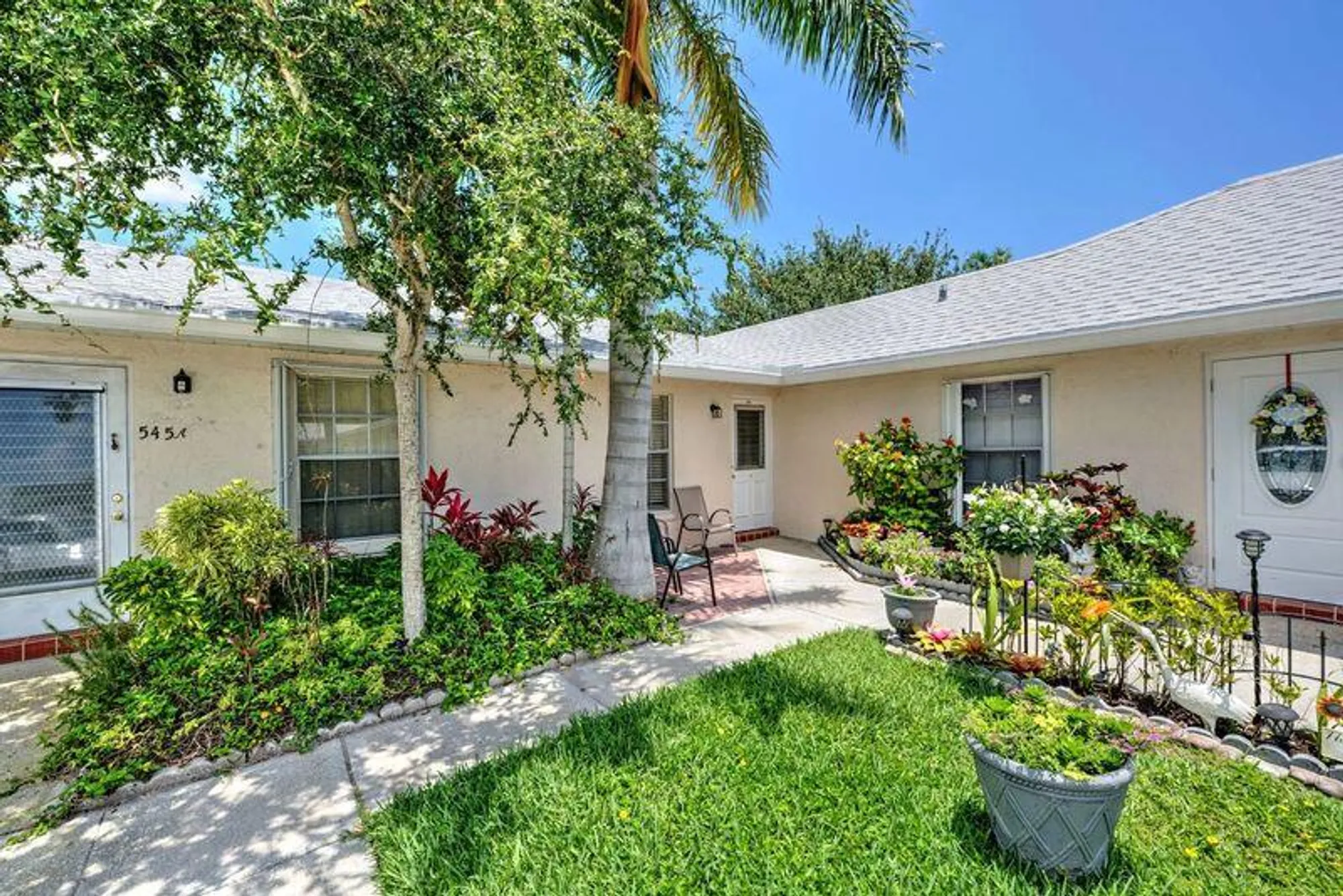 Property Slideshow image 1 of 29 | 545 covered bridge blvd b, Lake Worth, FL, 33467