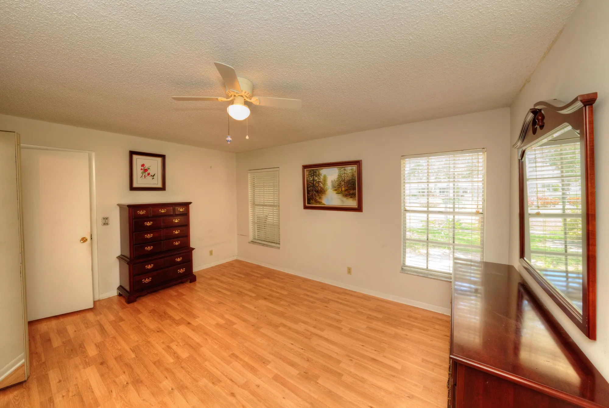 Property Slideshow image 10 of 29 | 545 covered bridge blvd b, Lake Worth, FL, 33467