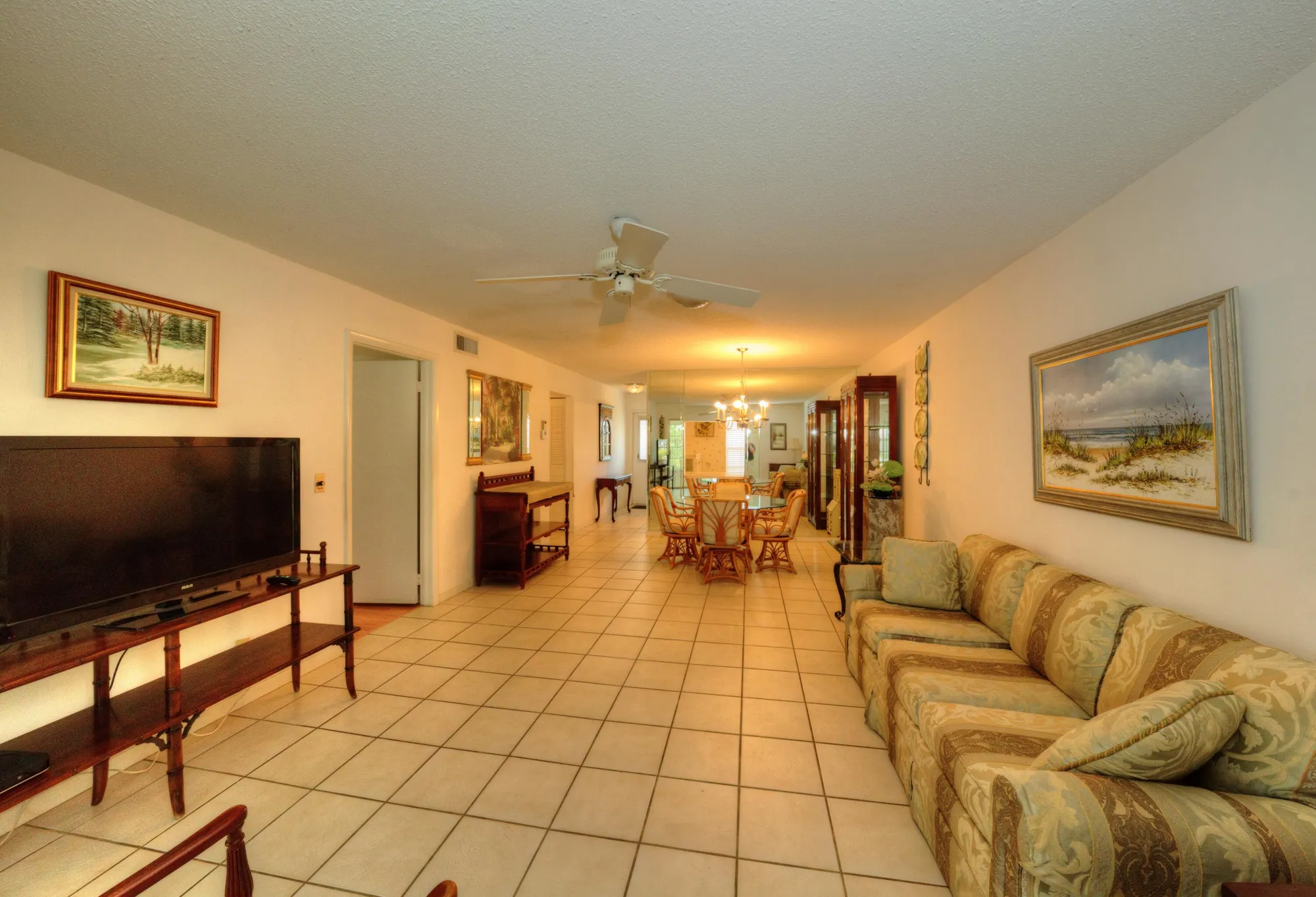 Property Slideshow image 8 of 29 | 545 covered bridge blvd b, Lake Worth, FL, 33467