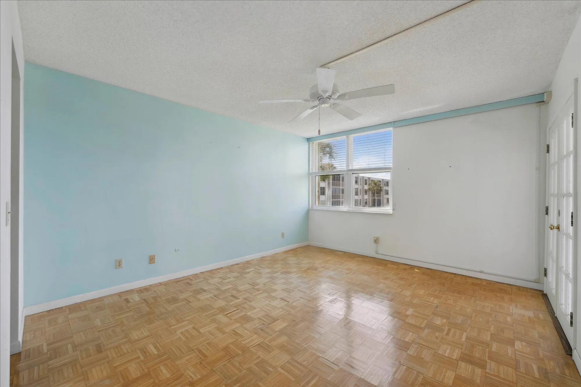 Property Slideshow image 16 of 30 | 1950 sw palm city rd apt 6202, Stuart, FL, 34994