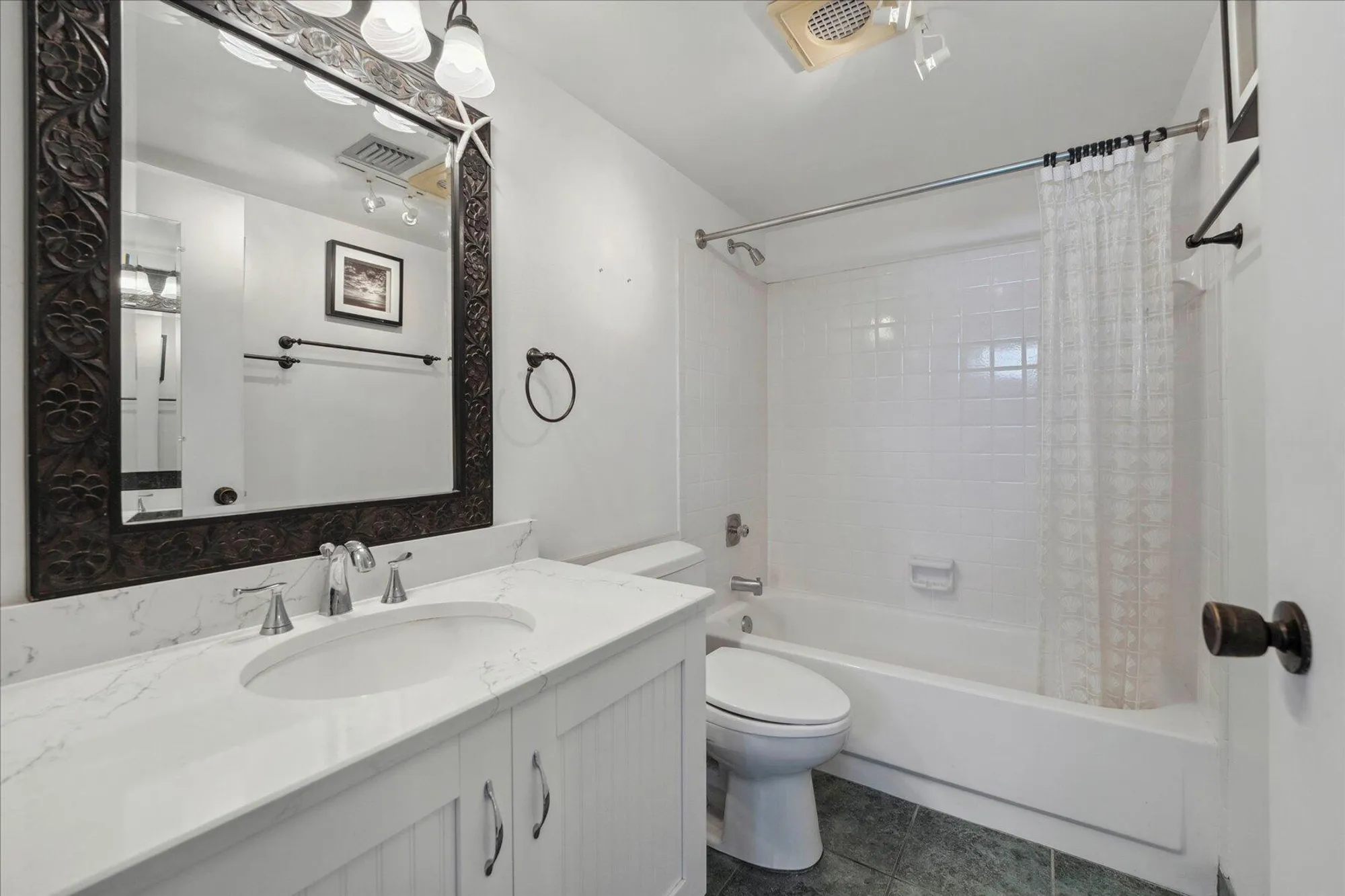 Property Slideshow image 17 of 30 | 1950 sw palm city rd apt 6202, Stuart, FL, 34994
