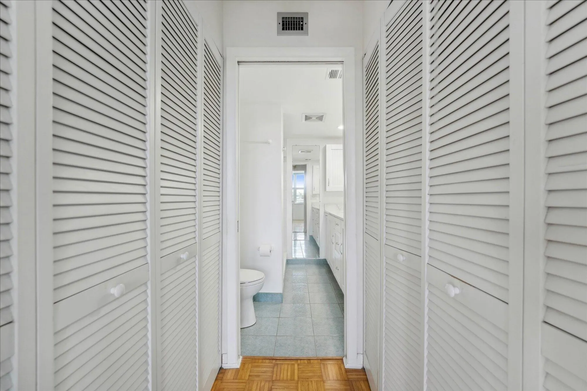 Property Slideshow image 19 of 30 | 1950 sw palm city rd apt 6202, Stuart, FL, 34994