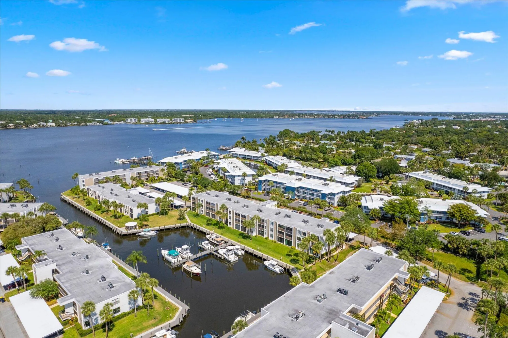 Property Slideshow image 29 of 30 | 1950 sw palm city rd apt 6202, Stuart, FL, 34994