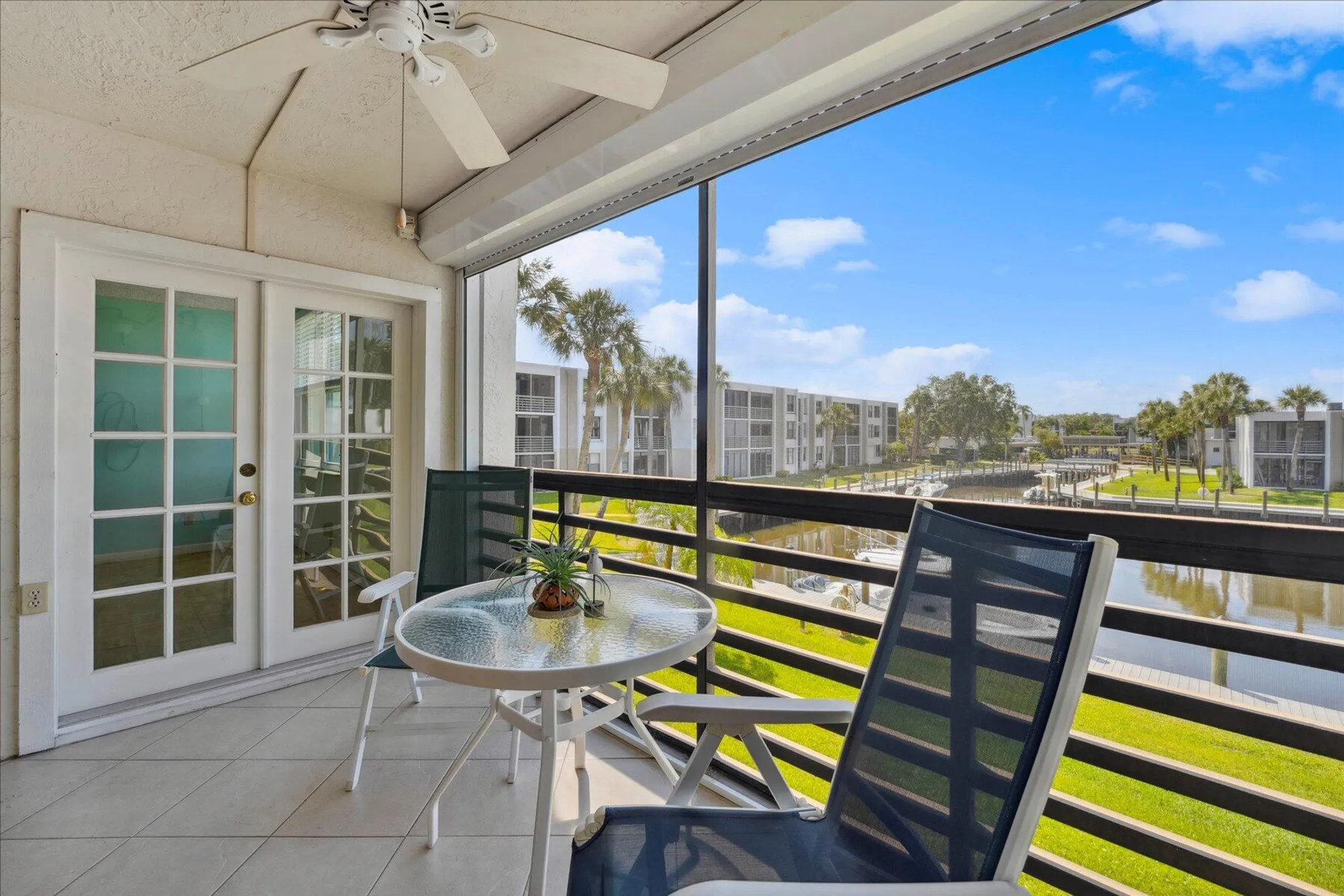 Property Slideshow image 23 of 30 | 1950 sw palm city rd apt 6202, Stuart, FL, 34994