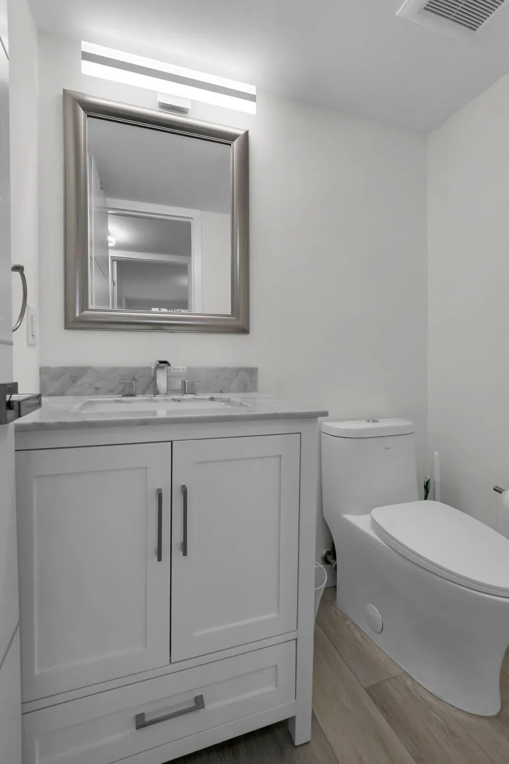 Property Slideshow image 12 of 62 | 1084 guildford e, Boca Raton, FL, 33434