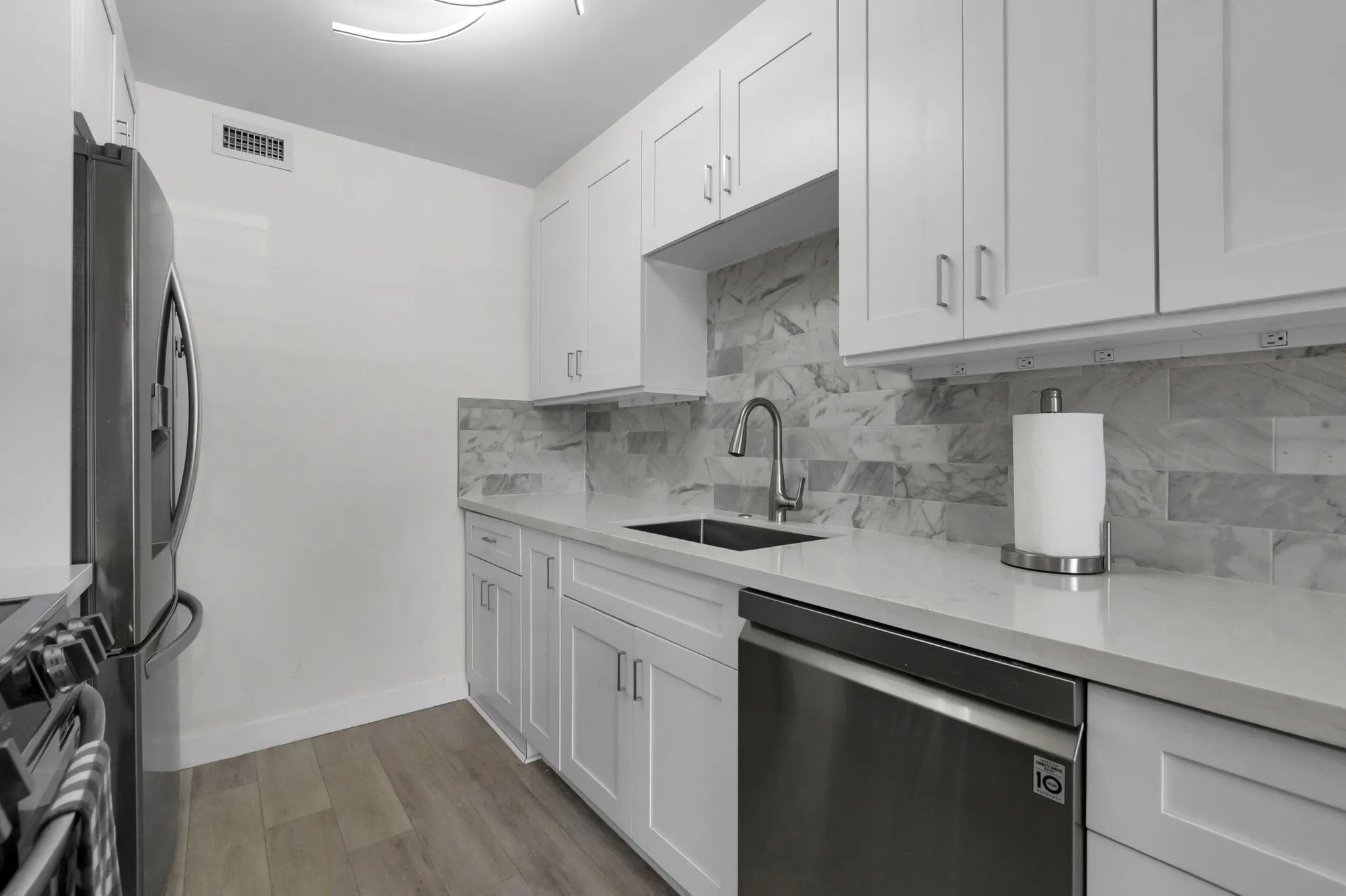 Property Slideshow image 3 of 62 | 1084 guildford e, Boca Raton, FL, 33434