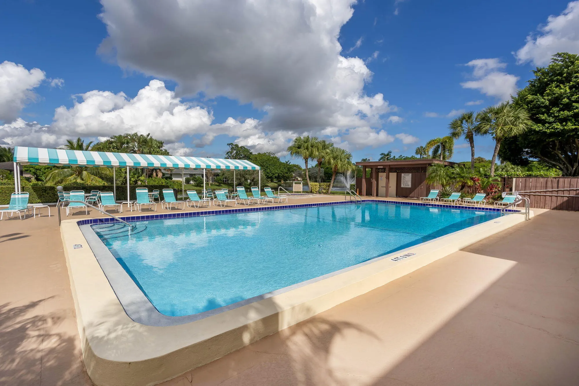 Property Slideshow image 29 of 38 | 7892 willow spring dr 1517, Lake Worth, FL, 33467