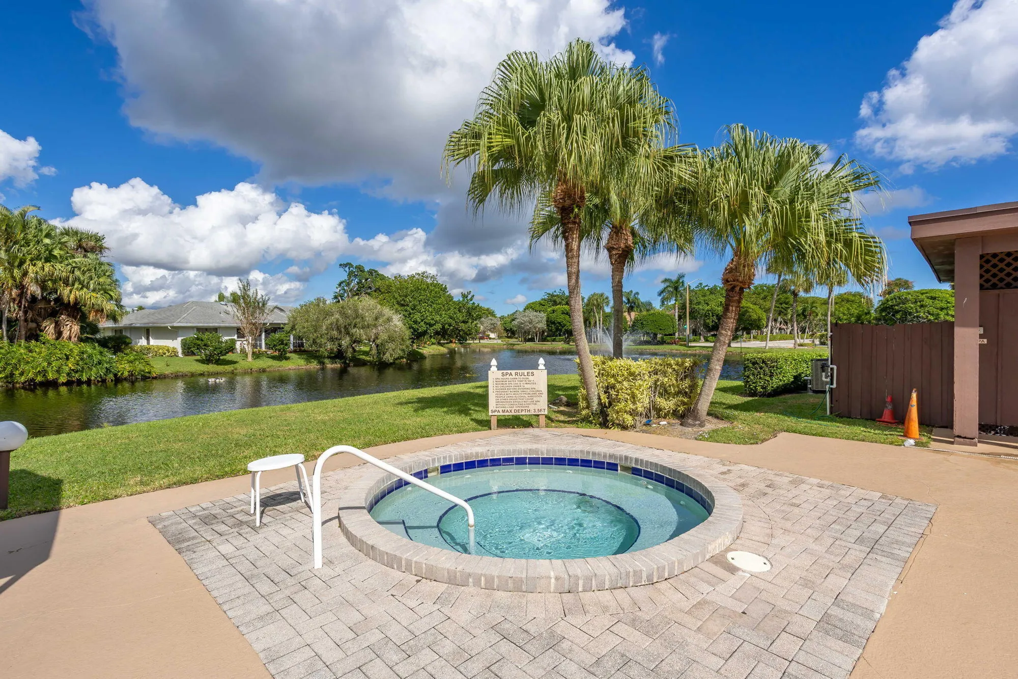 Property Slideshow image 30 of 38 | 7892 willow spring dr 1517, Lake Worth, FL, 33467