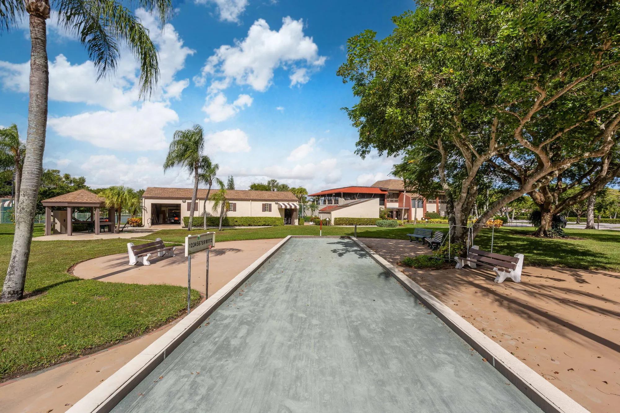 Property Slideshow image 32 of 38 | 7892 willow spring dr 1517, Lake Worth, FL, 33467