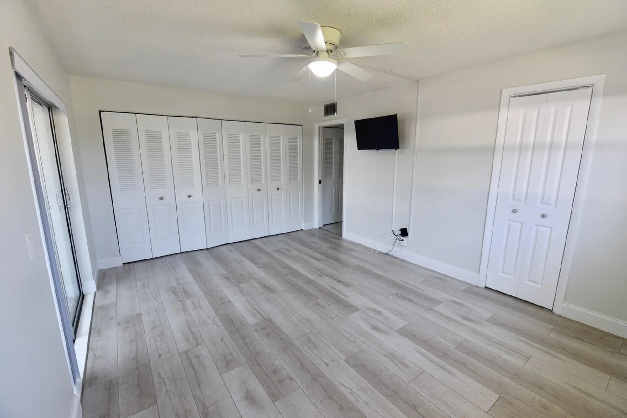 Property Slideshow image 11 of 41 | 174 windsor h, West Palm Beach, FL, 33417