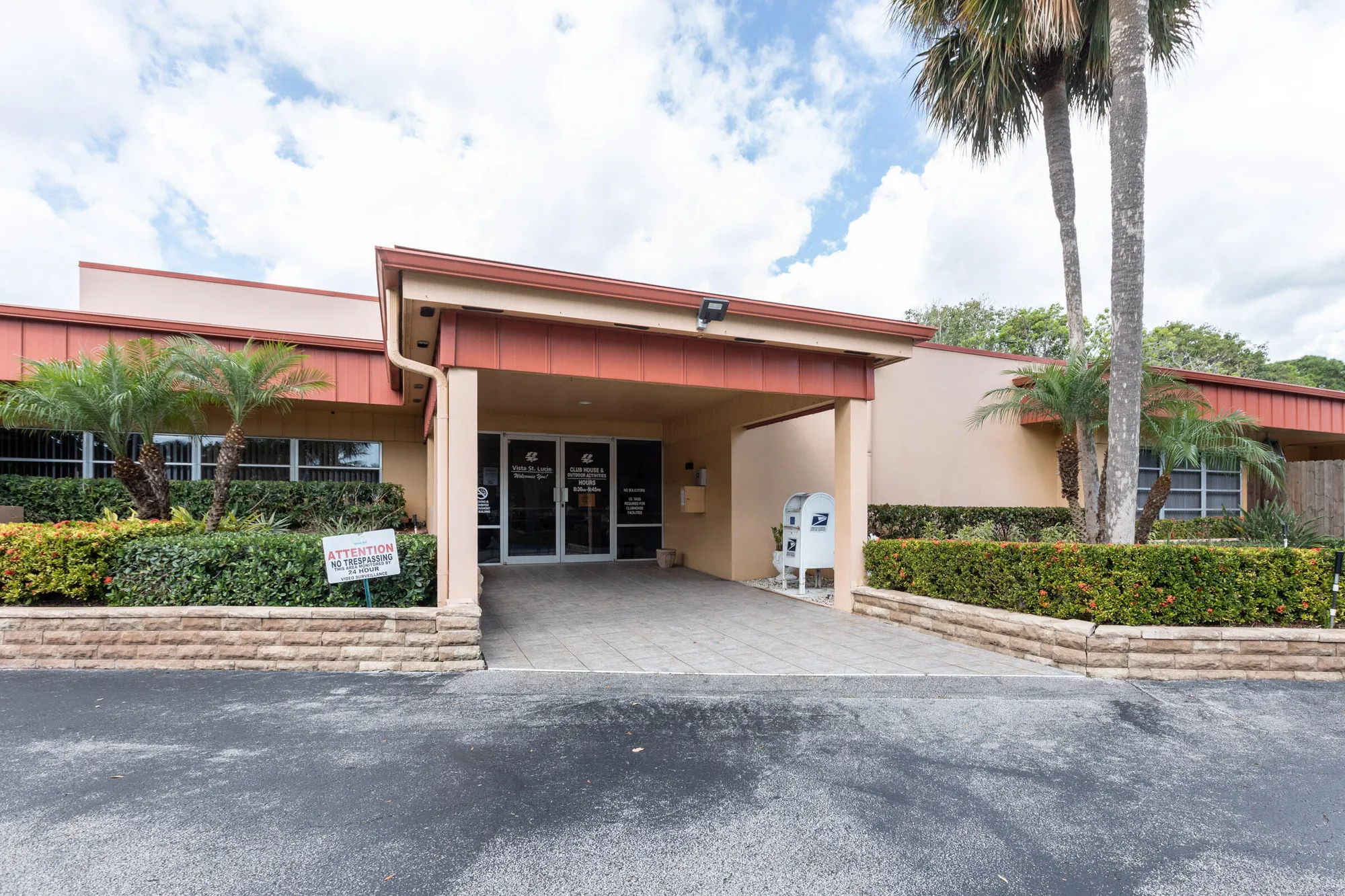 Property Slideshow image 23 of 36 | 25 lake vista trl apt 203, Port Saint Lucie, FL, 34952