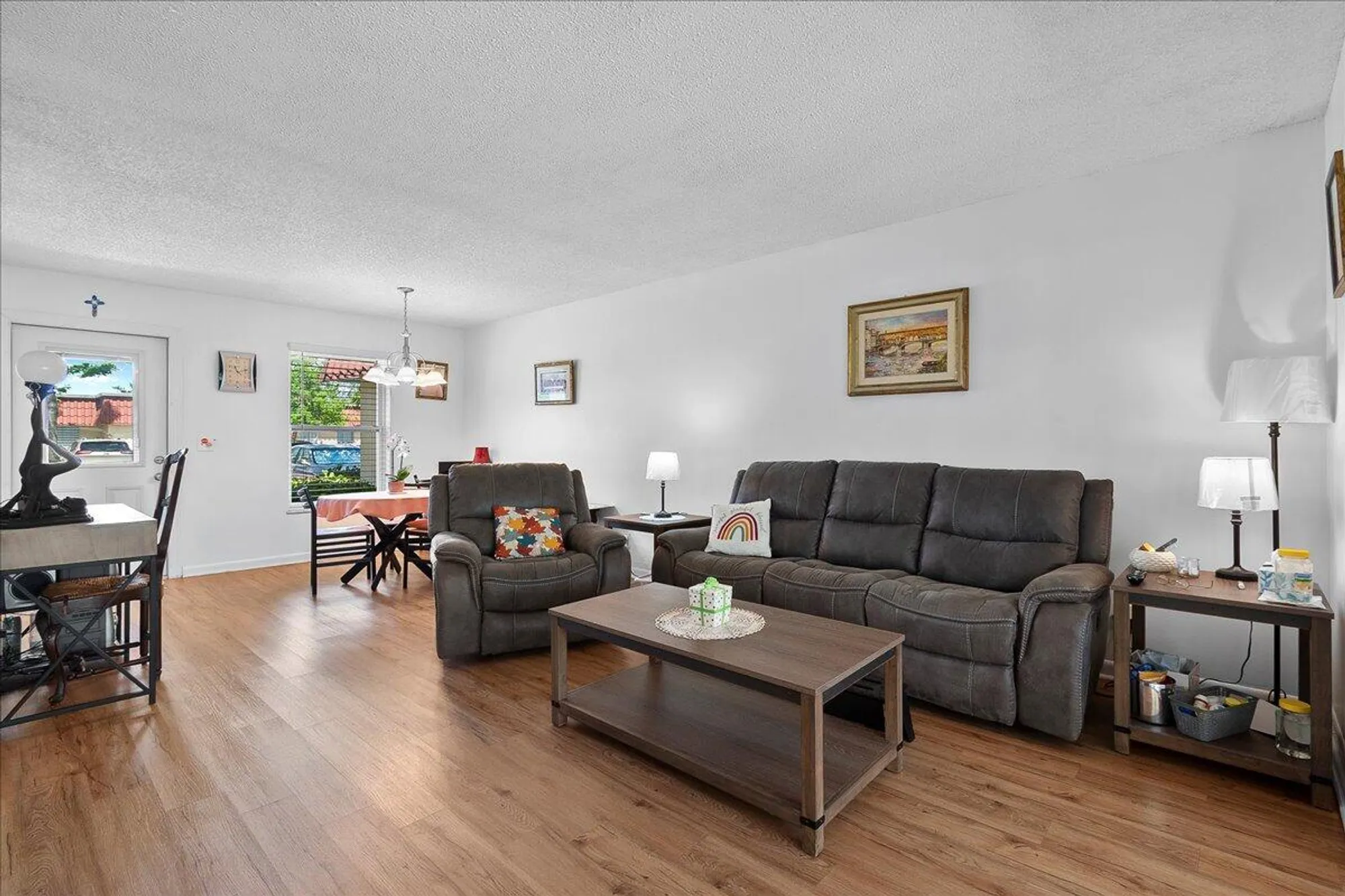 Property Slideshow image 3 of 28 | 884 worcester ln, Lake Worth, FL, 33467