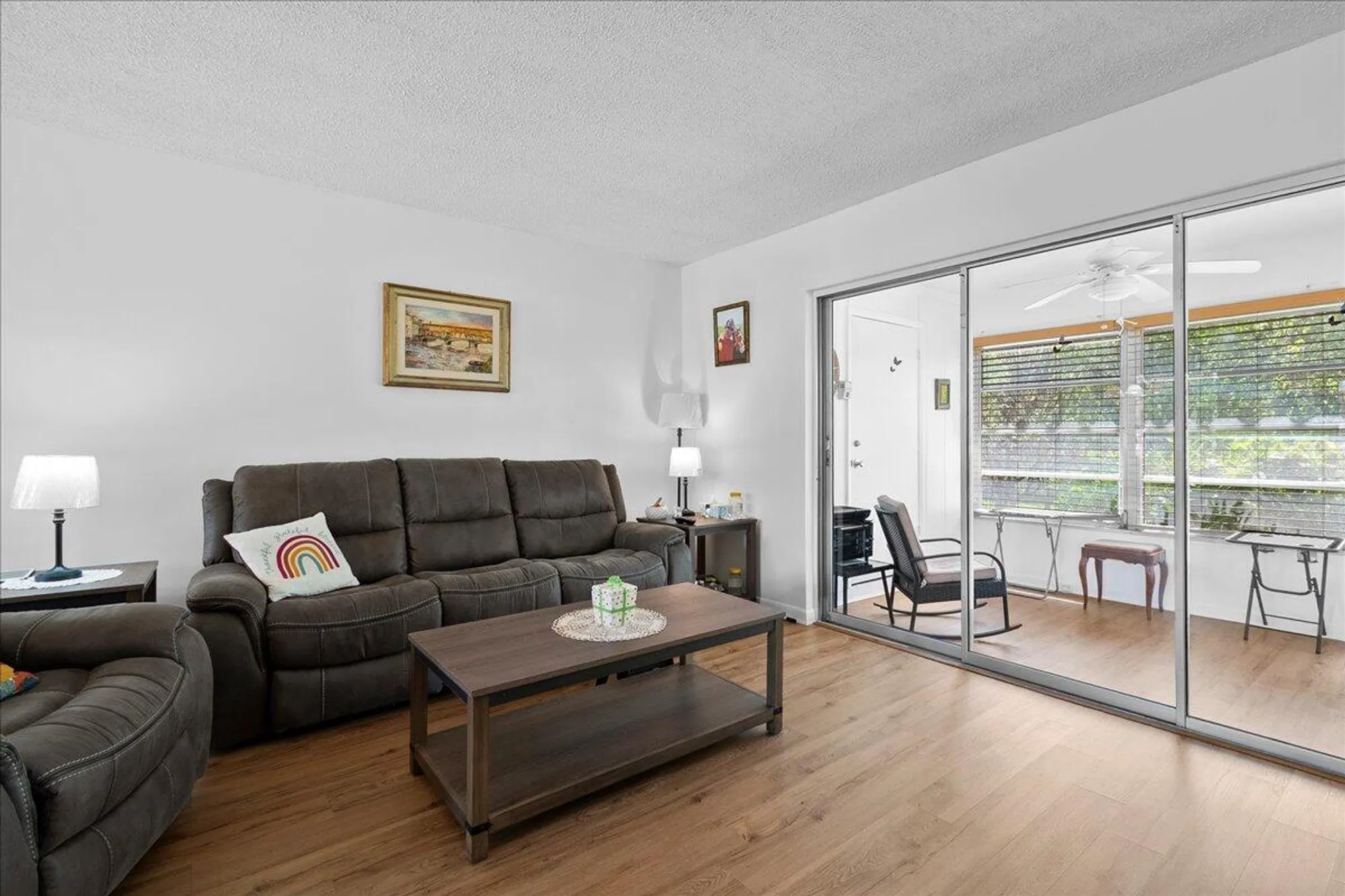 Property Slideshow image 23 of 28 | 884 worcester ln, Lake Worth, FL, 33467