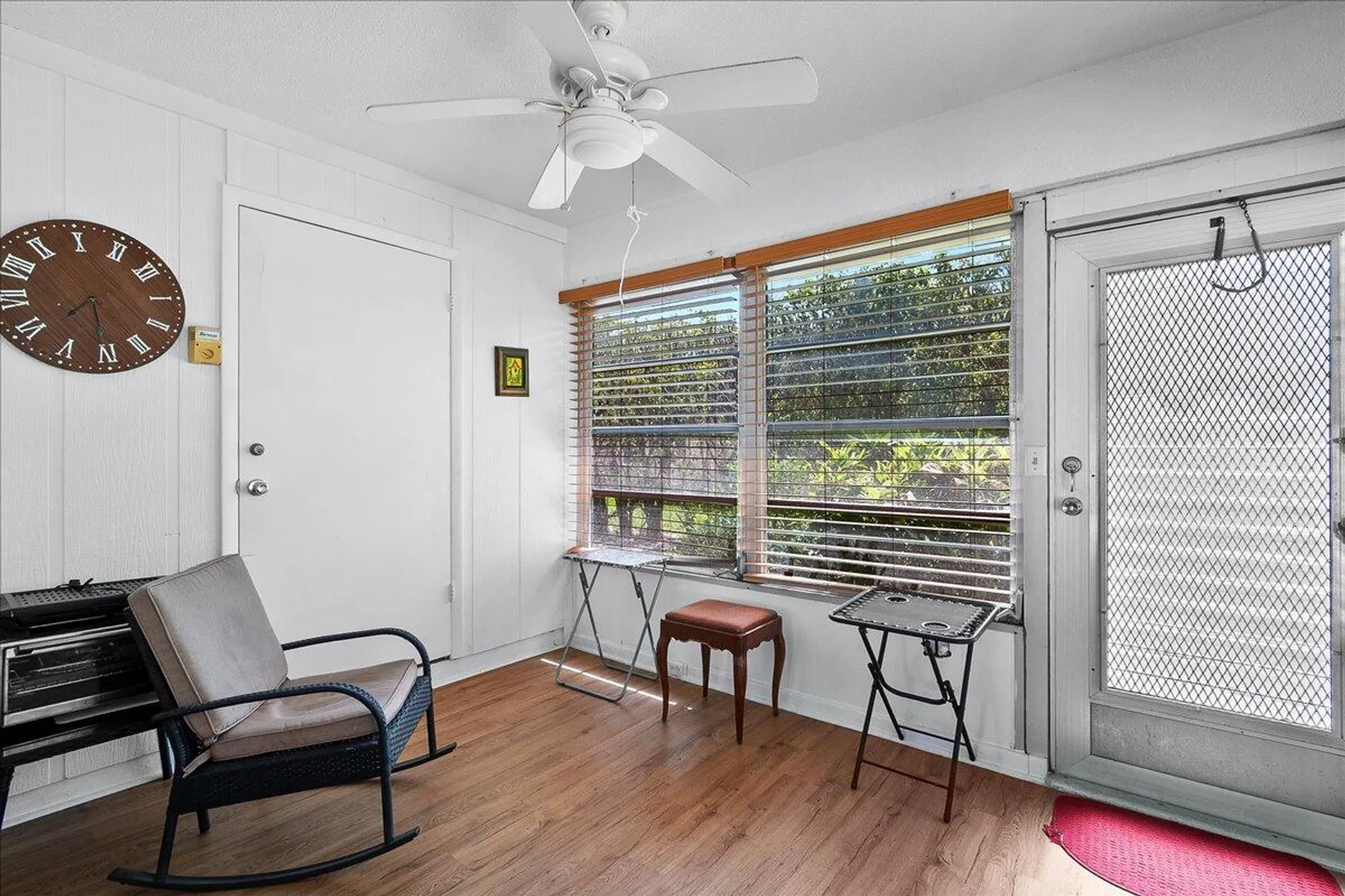 Property Slideshow image 7 of 28 | 884 worcester ln, Lake Worth, FL, 33467