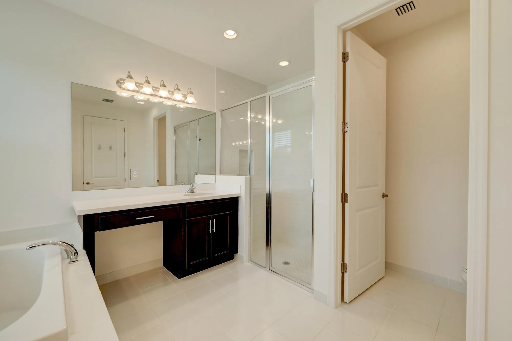 Property Slideshow image 21 of 88 | 11886 sw poseidon way, Port Saint Lucie, FL, 34987