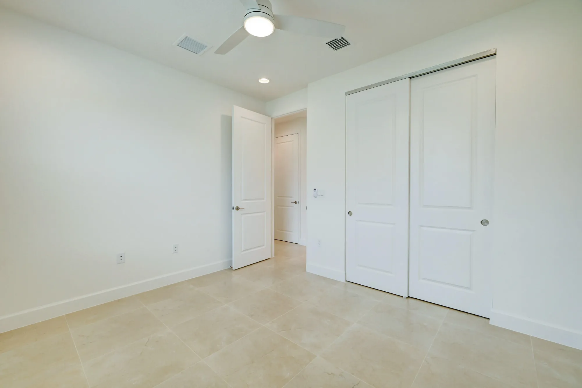 Property Slideshow image 23 of 88 | 11886 sw poseidon way, Port Saint Lucie, FL, 34987