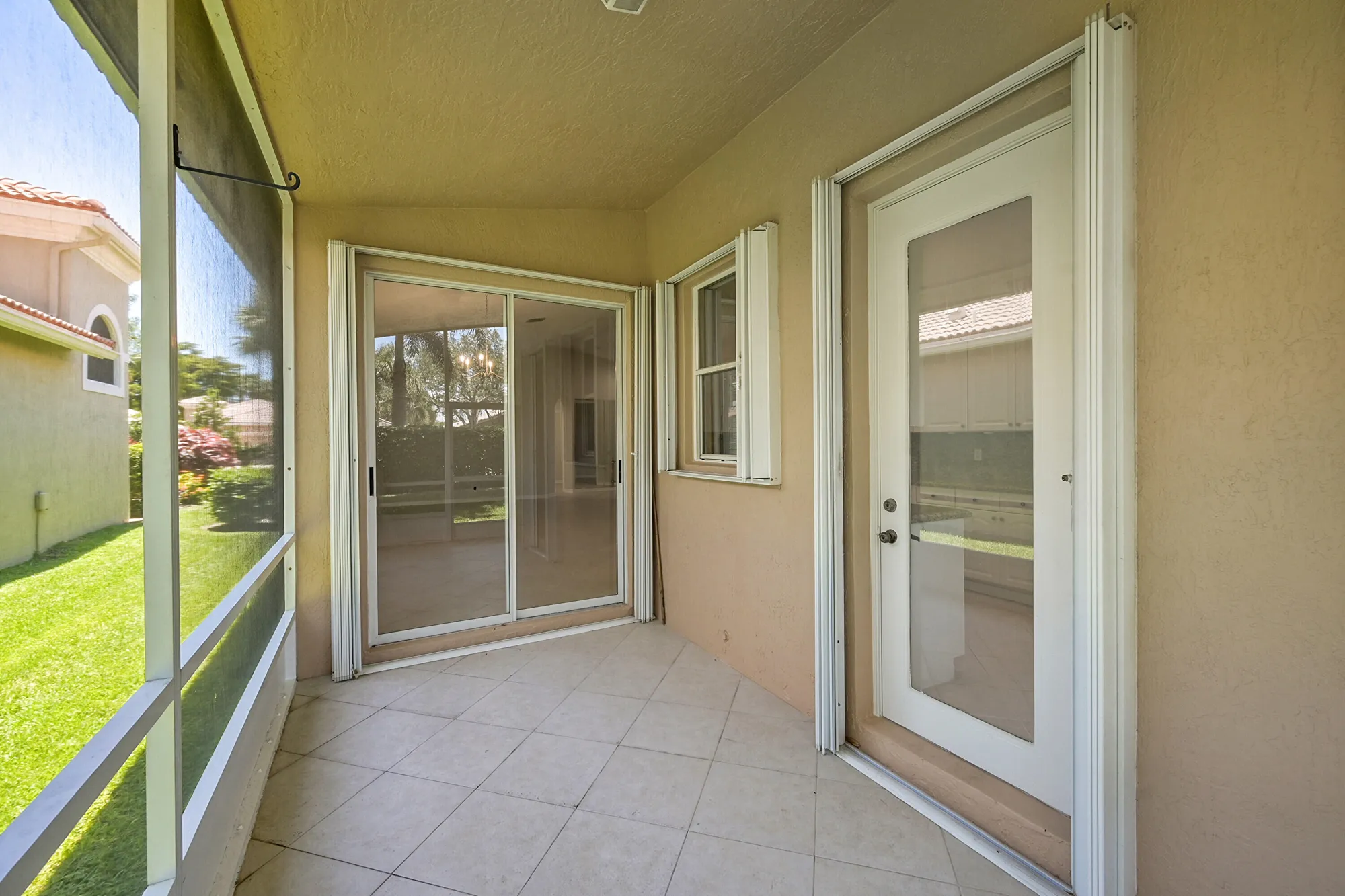 Property Slideshow image 17 of 30 | 7075 via genova, Delray Beach, FL, 33446