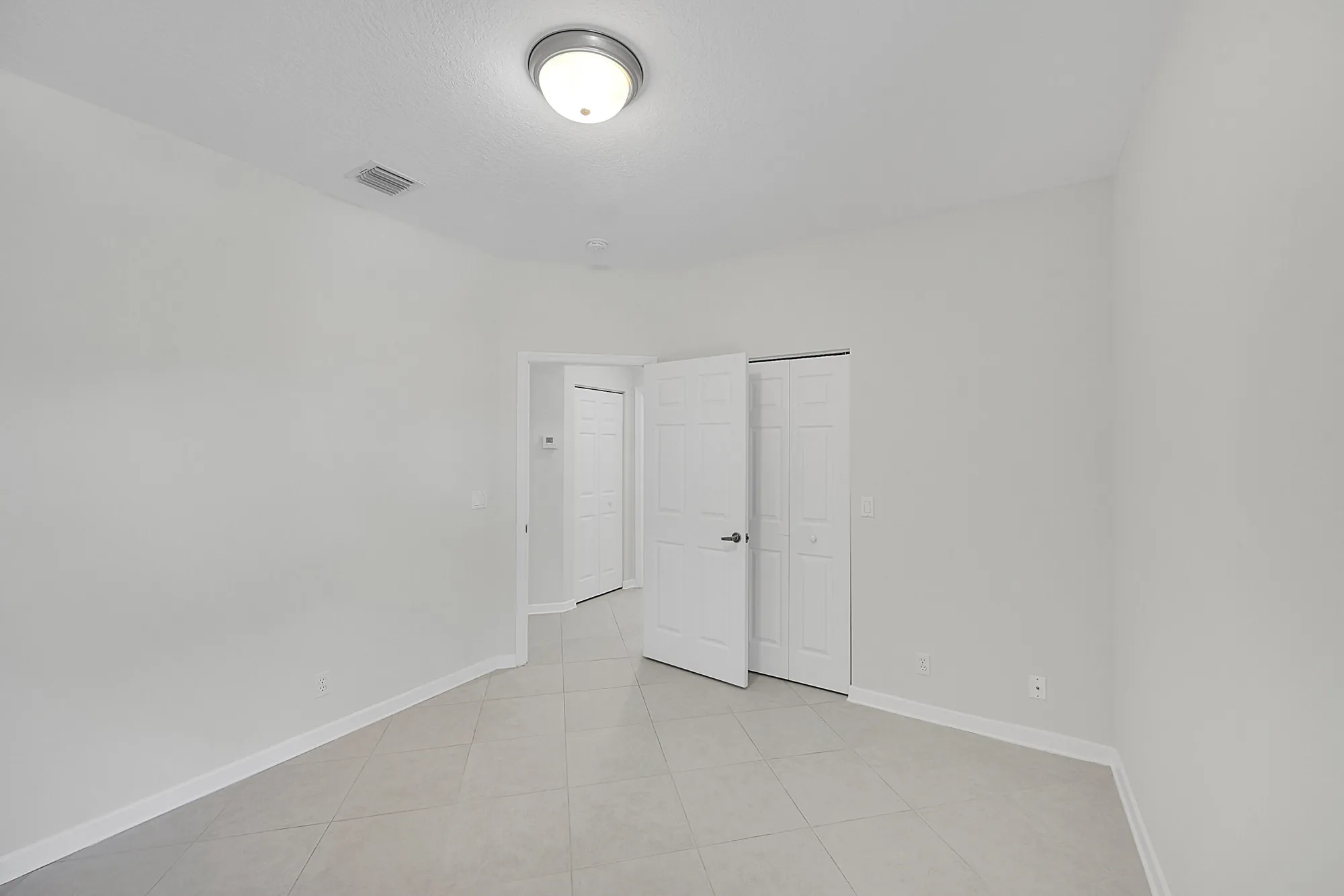 Property Slideshow image 12 of 30 | 7075 via genova, Delray Beach, FL, 33446