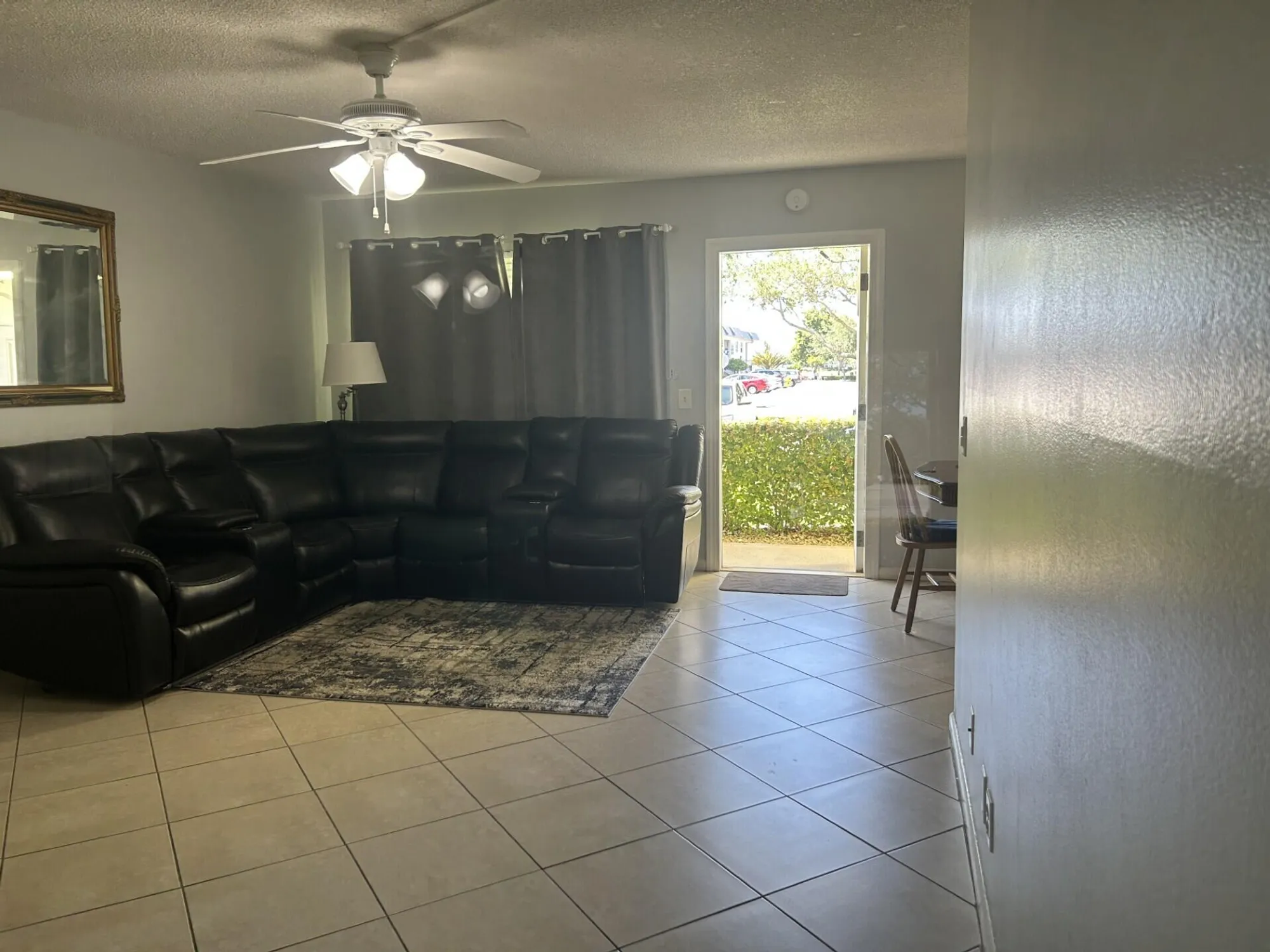 Property Slideshow image 4 of 21 | 105 sheffield e unit e, West Palm Beach, FL, 33417