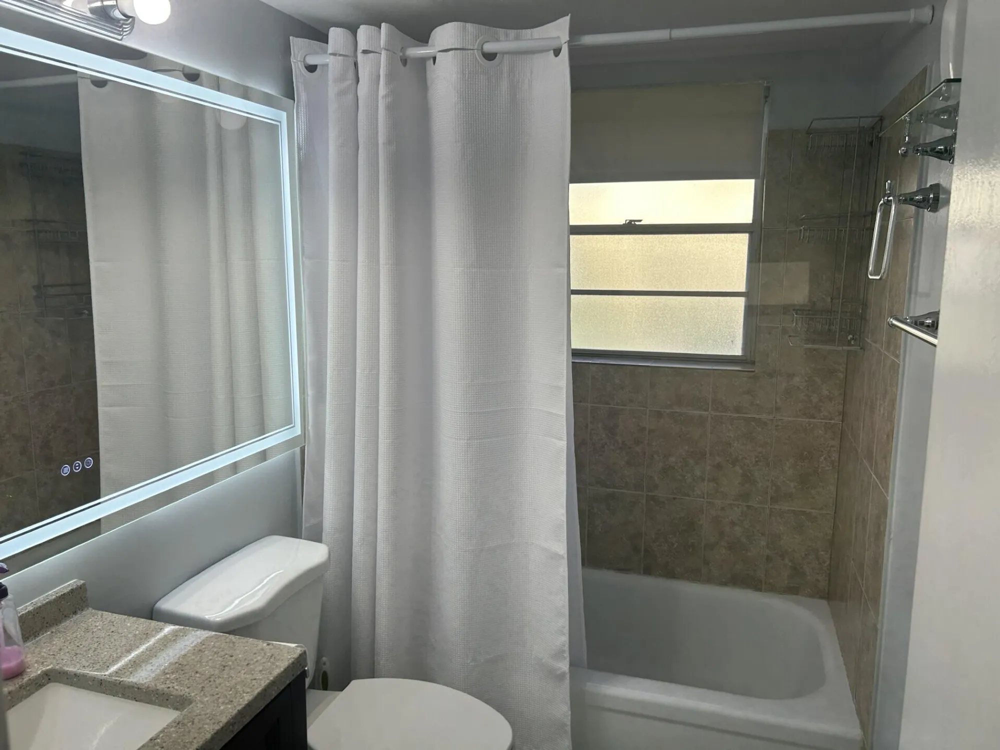 Property Slideshow image 7 of 21 | 105 sheffield e unit e, West Palm Beach, FL, 33417