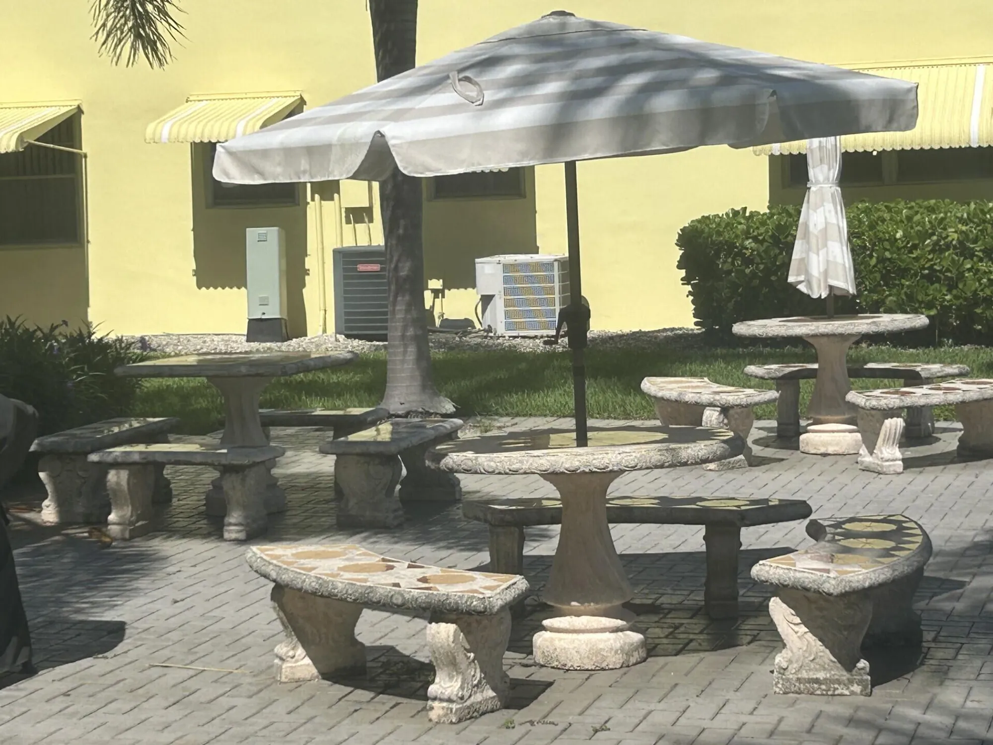 Property Slideshow image 19 of 21 | 105 sheffield e unit e, West Palm Beach, FL, 33417