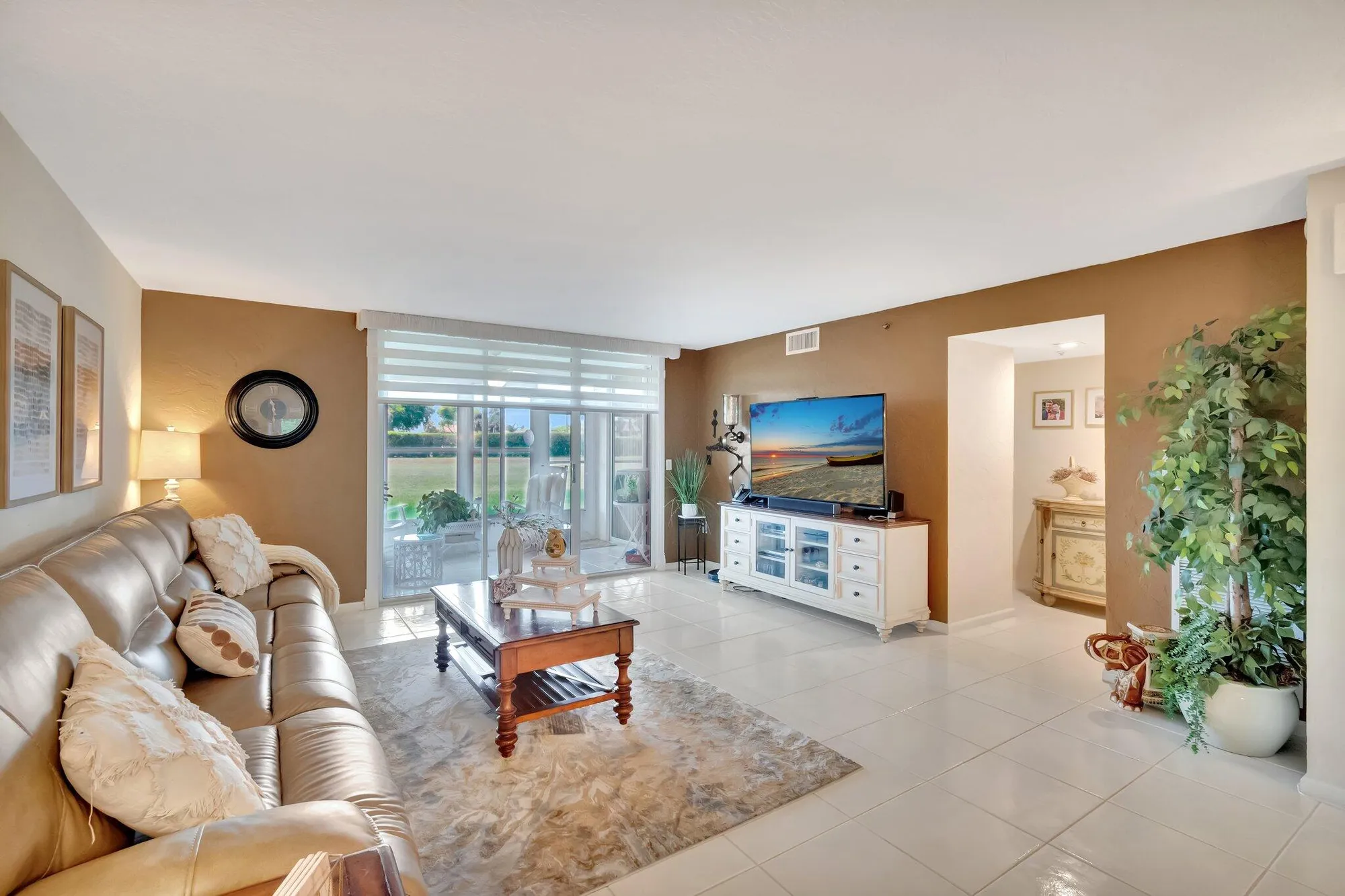 Property Slideshow image 5 of 31 | 5914 regal glen dr apt 107, Boynton Beach, FL, 33437