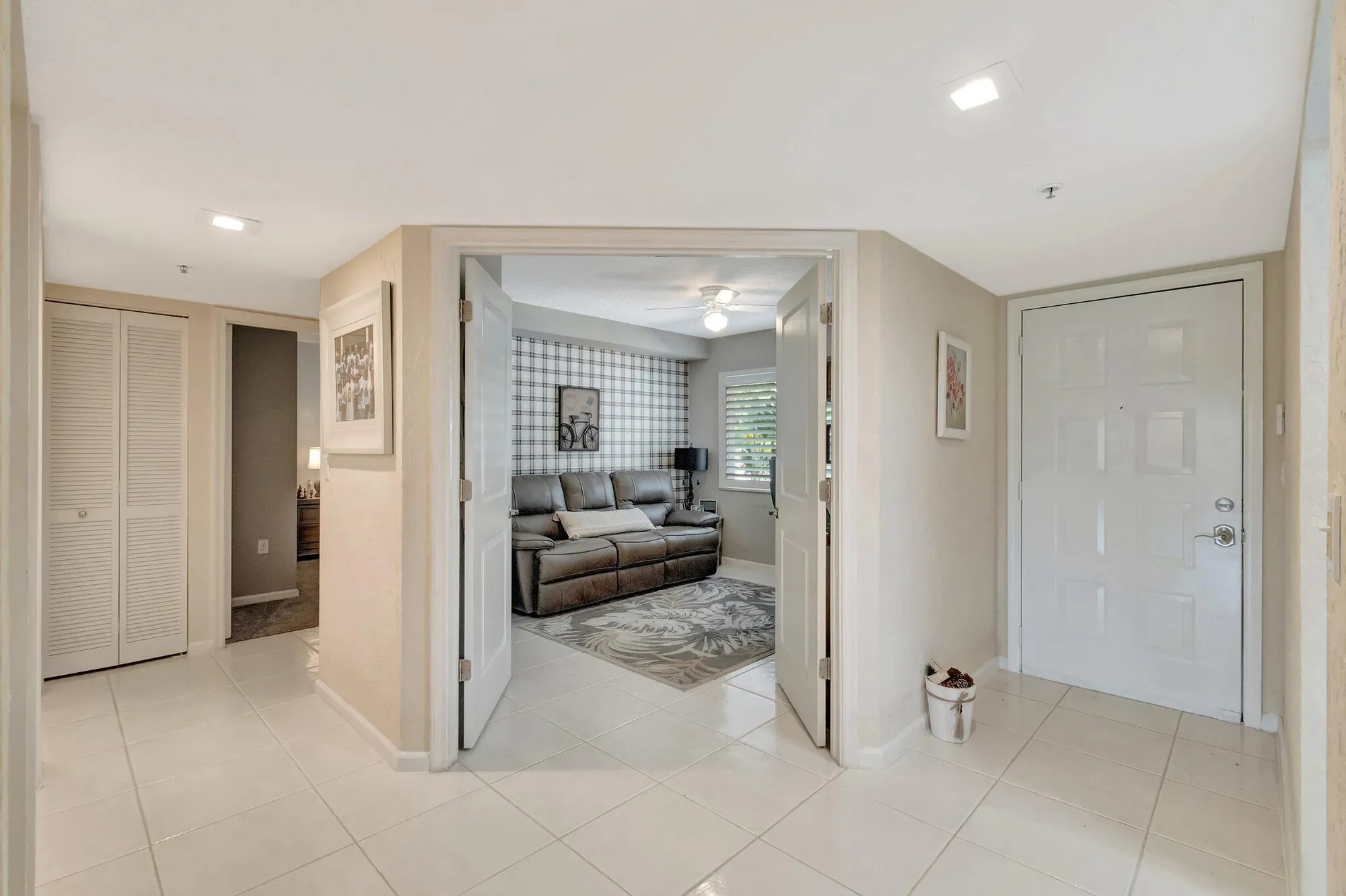 Property Slideshow image 11 of 31 | 5914 regal glen dr apt 107, Boynton Beach, FL, 33437