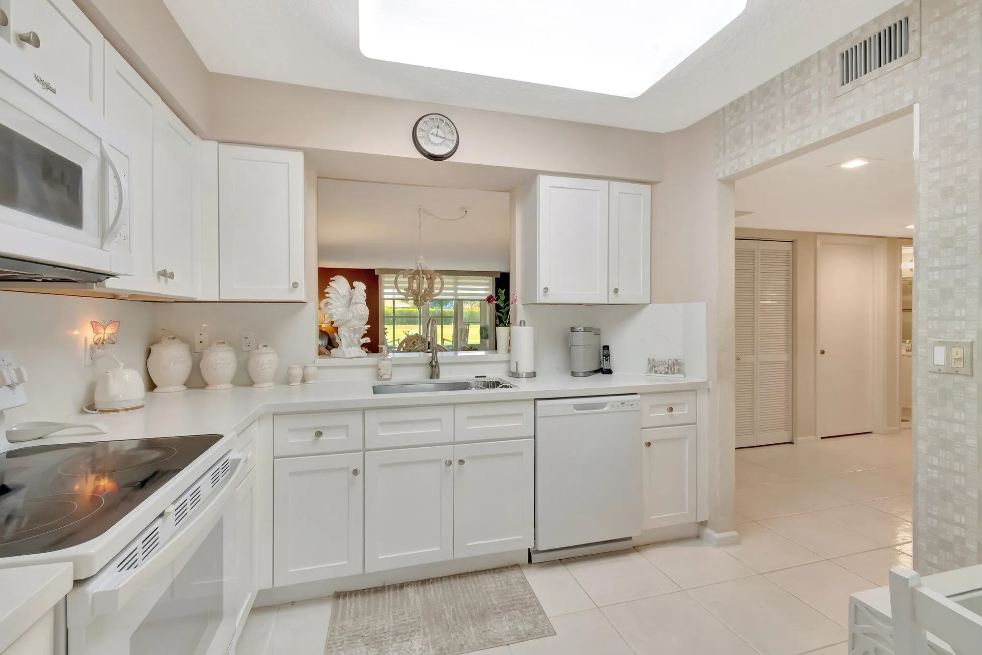 Property Slideshow image 16 of 31 | 5914 regal glen dr apt 107, Boynton Beach, FL, 33437