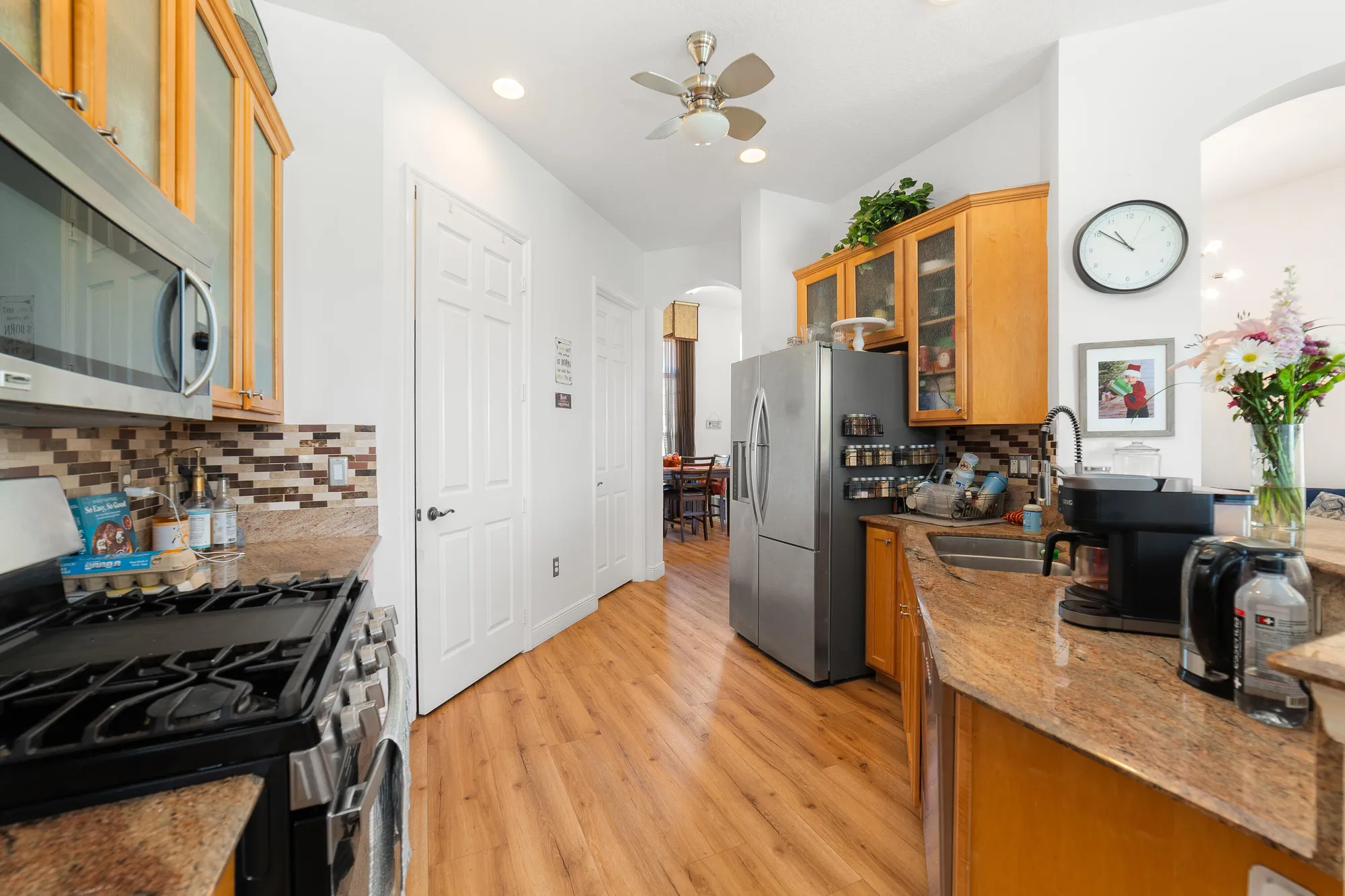 Property Slideshow image 10 of 38 | 525 sw lake manatee way, Port Saint Lucie, FL, 34986